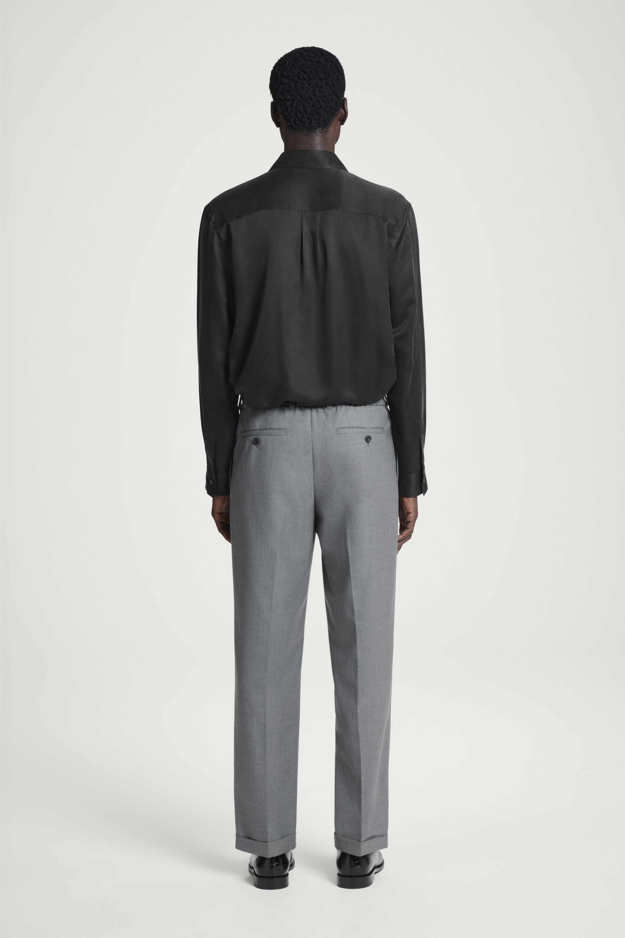 View larger image: TURN-UP WOOL-BLEND STRAIGHT-LEG TROUSERS - GREY MÉLANGE - Men | H&M GB 4