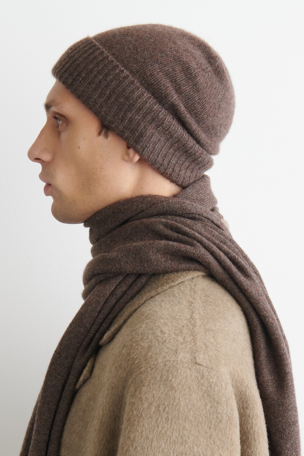 PURE CASHMERE BEANIE — MOCHA MÉLANGE