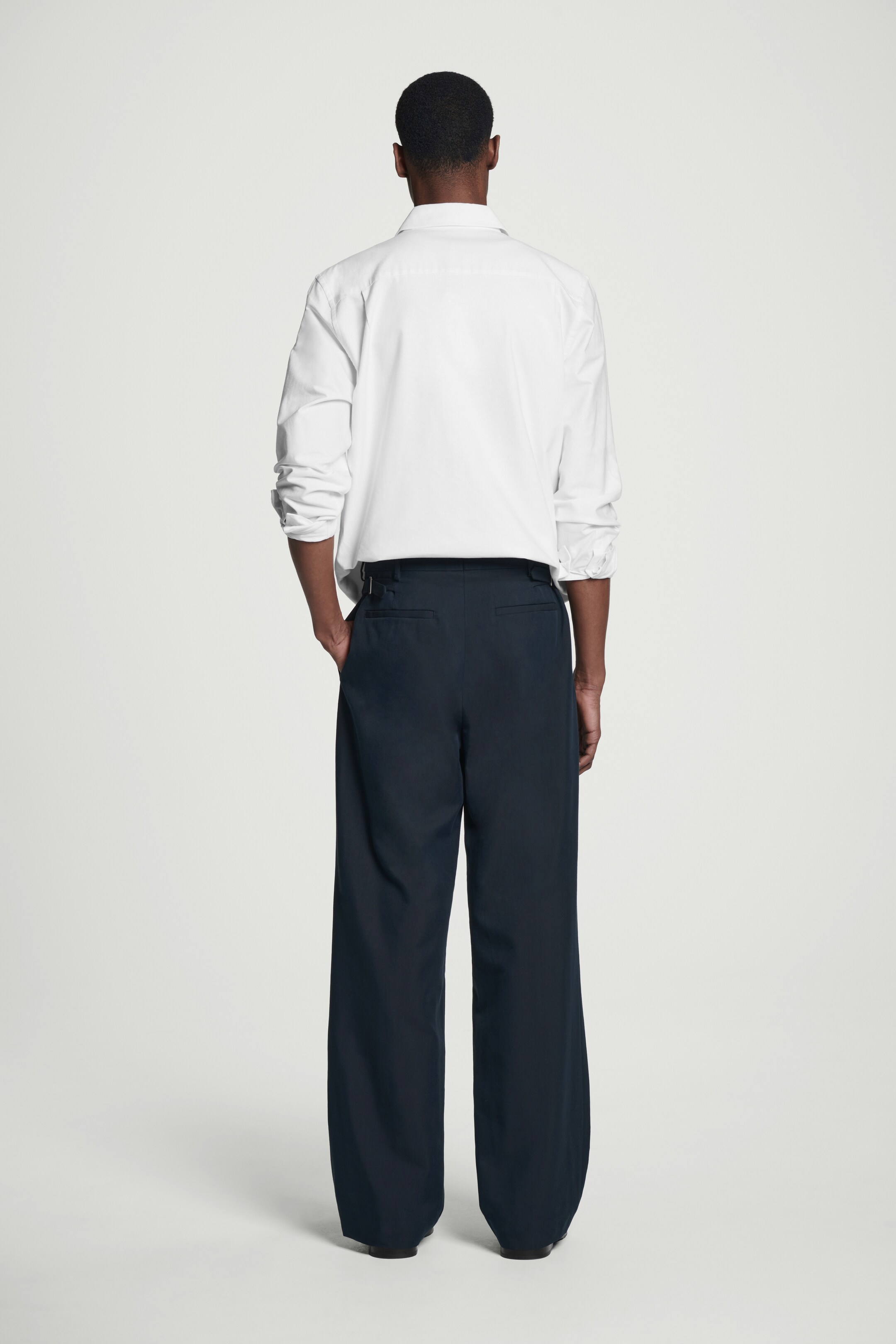 Agrandir l'image: PANTALON DE COSTUME DROIT DÉCONTRACTÉ - BLEU MARINE - HOMME | H&M CH 5