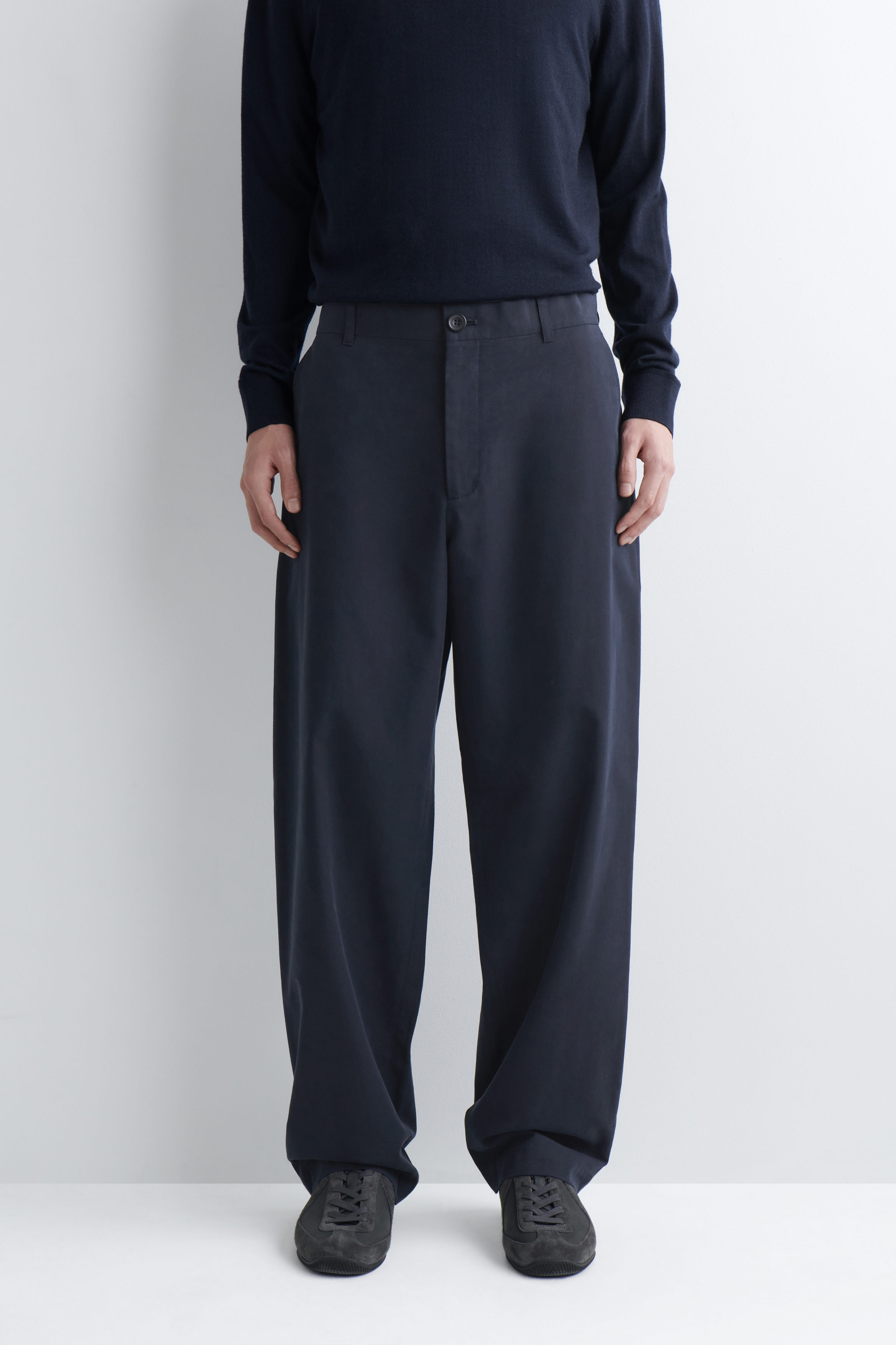 COTTON STRAIGHT-LEG CHINOS - NAVY | COS US