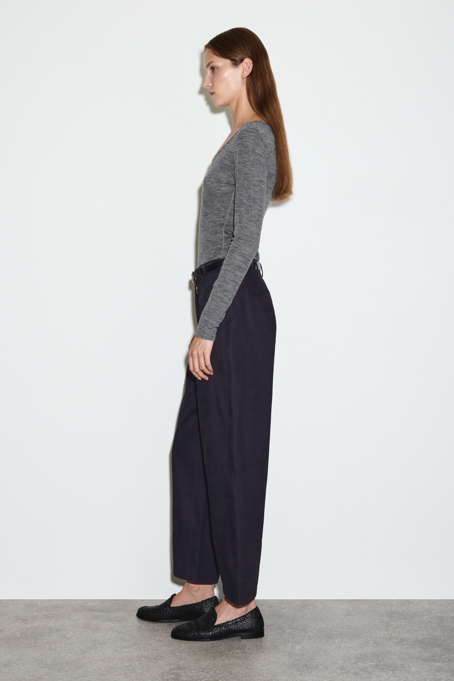 CHINO DAL TAGLIO BARREL IN COTONE - BLU NAVY/BEIGE - 3