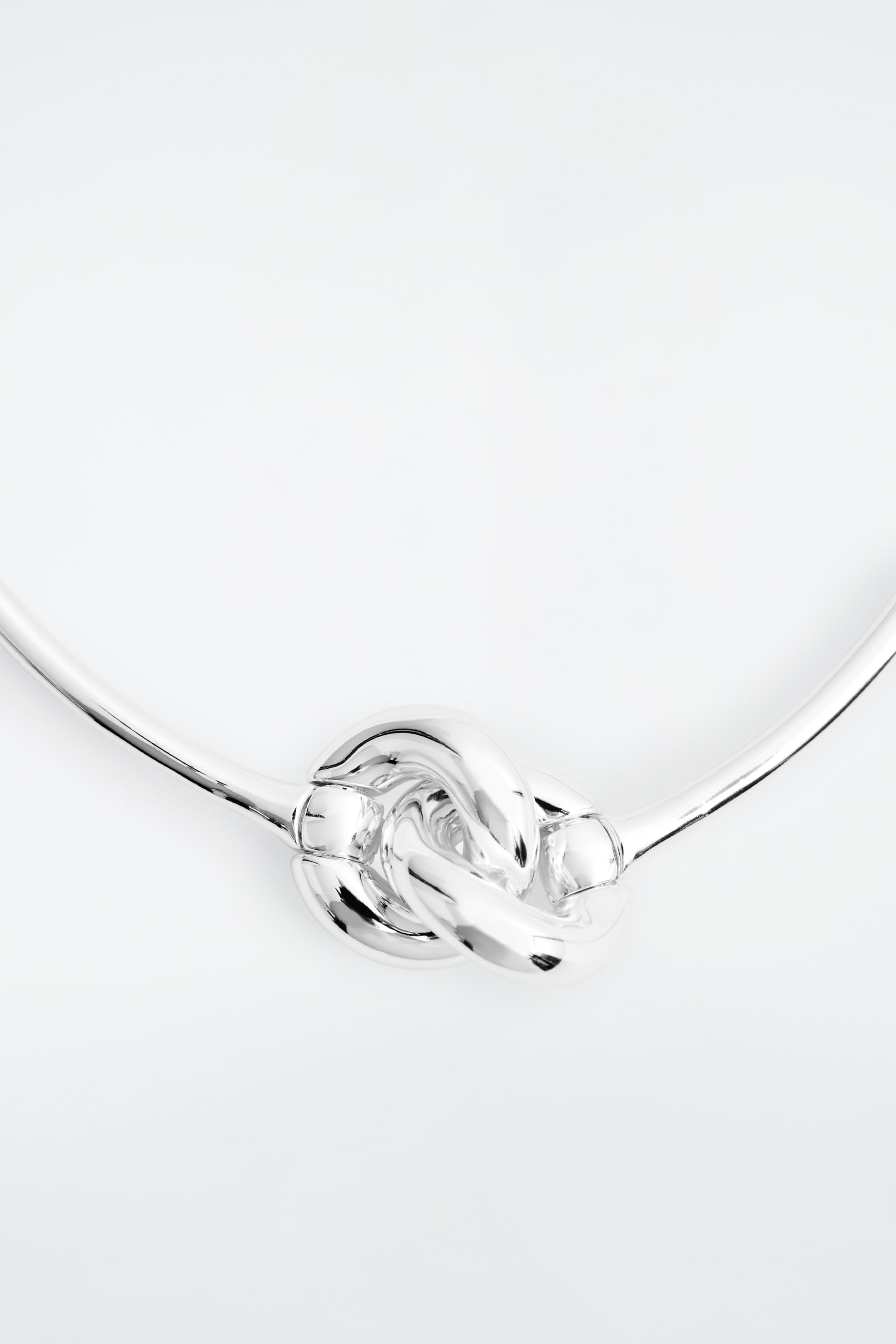 Visa större bild: CHOKER-HALSBAND MED LÄNKDETALJ - SILVER - DAM | H&M SE 3