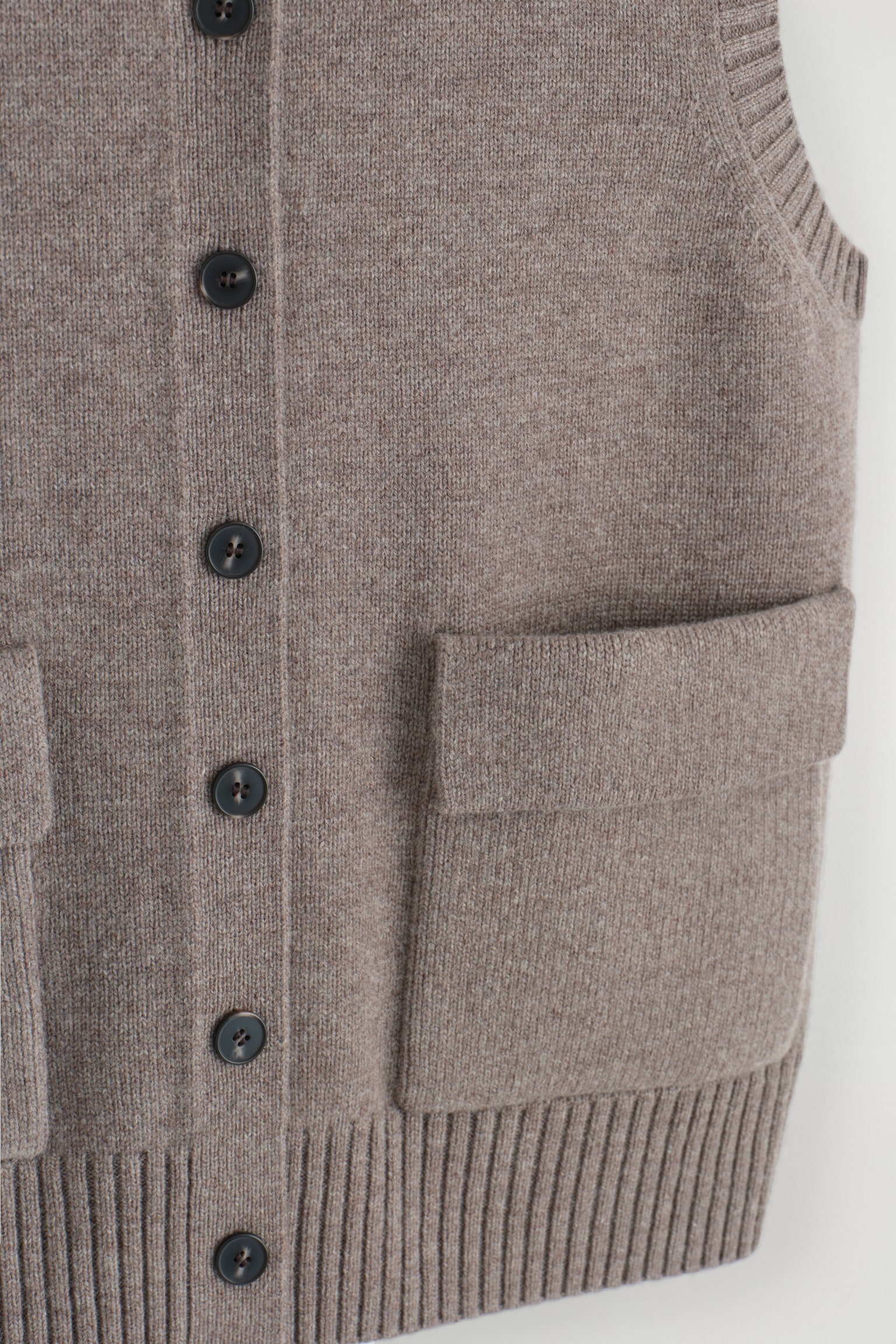 GILET IN LANA MERINO CON BOTTONI - MARRONE - 3