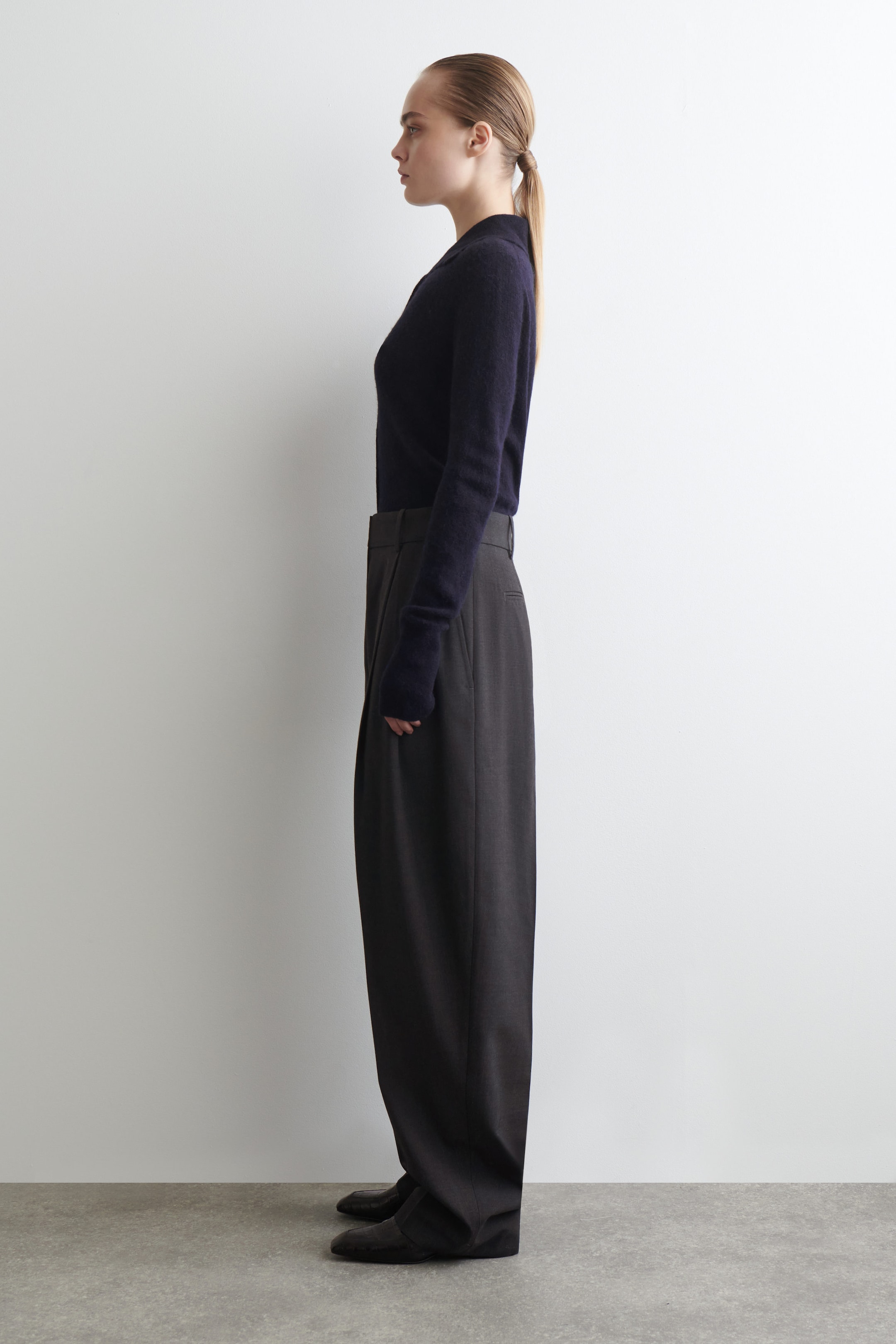 CÁRDIGAN DE CUELLO ALTO DE ALPACA Y LANA MERINO