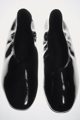 MINIMAL PATENT LEATHER BALLET FLATS — BLACK 3