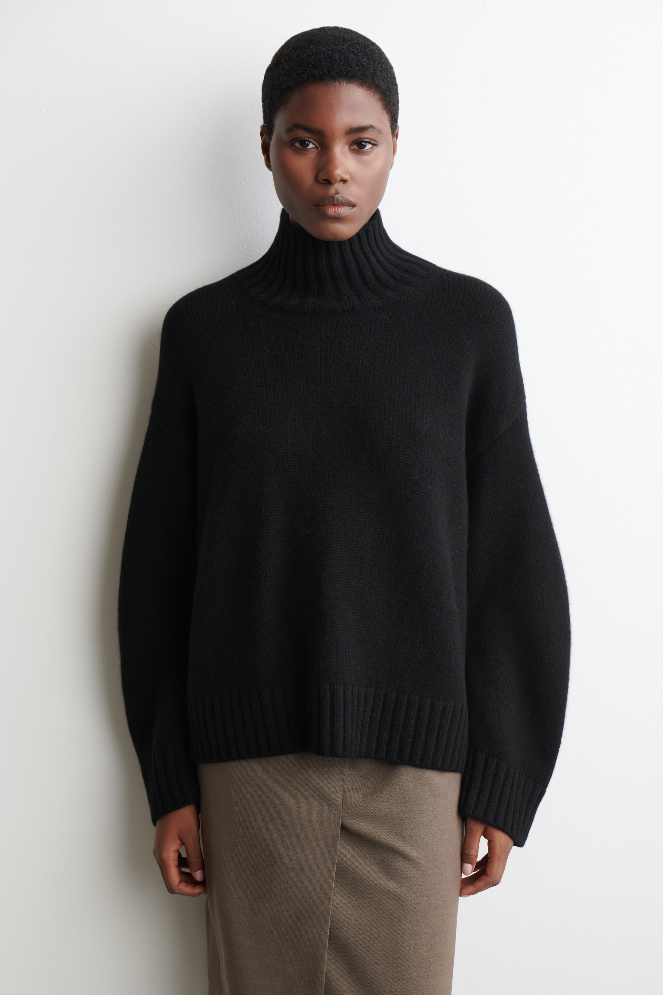 CASHMERE FUNNEL-NECK SWEATER