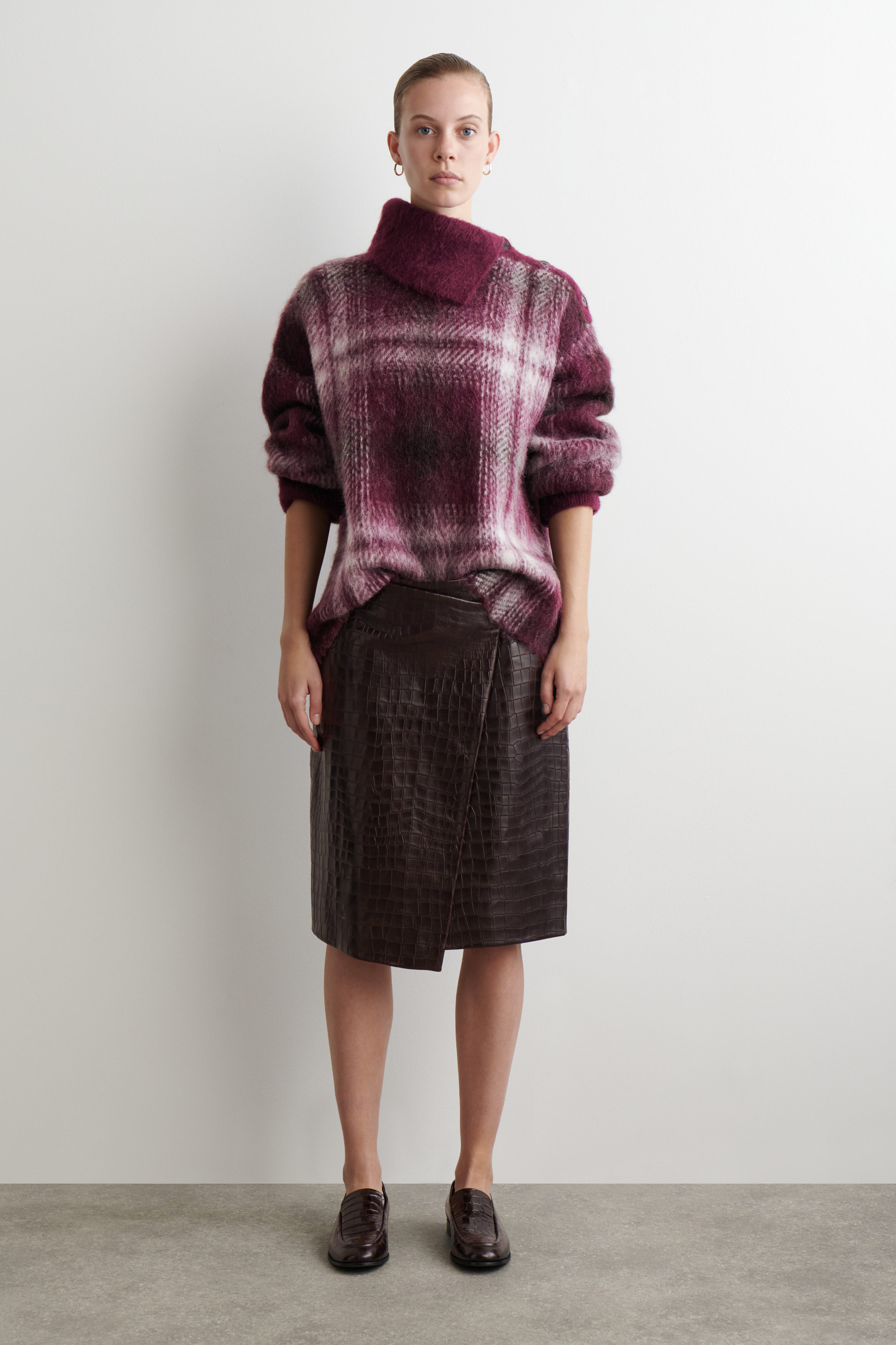 BUTTONED CHECKED ALPACA-BLEND SWEATER - BURGUNDY / CHECKED | COS