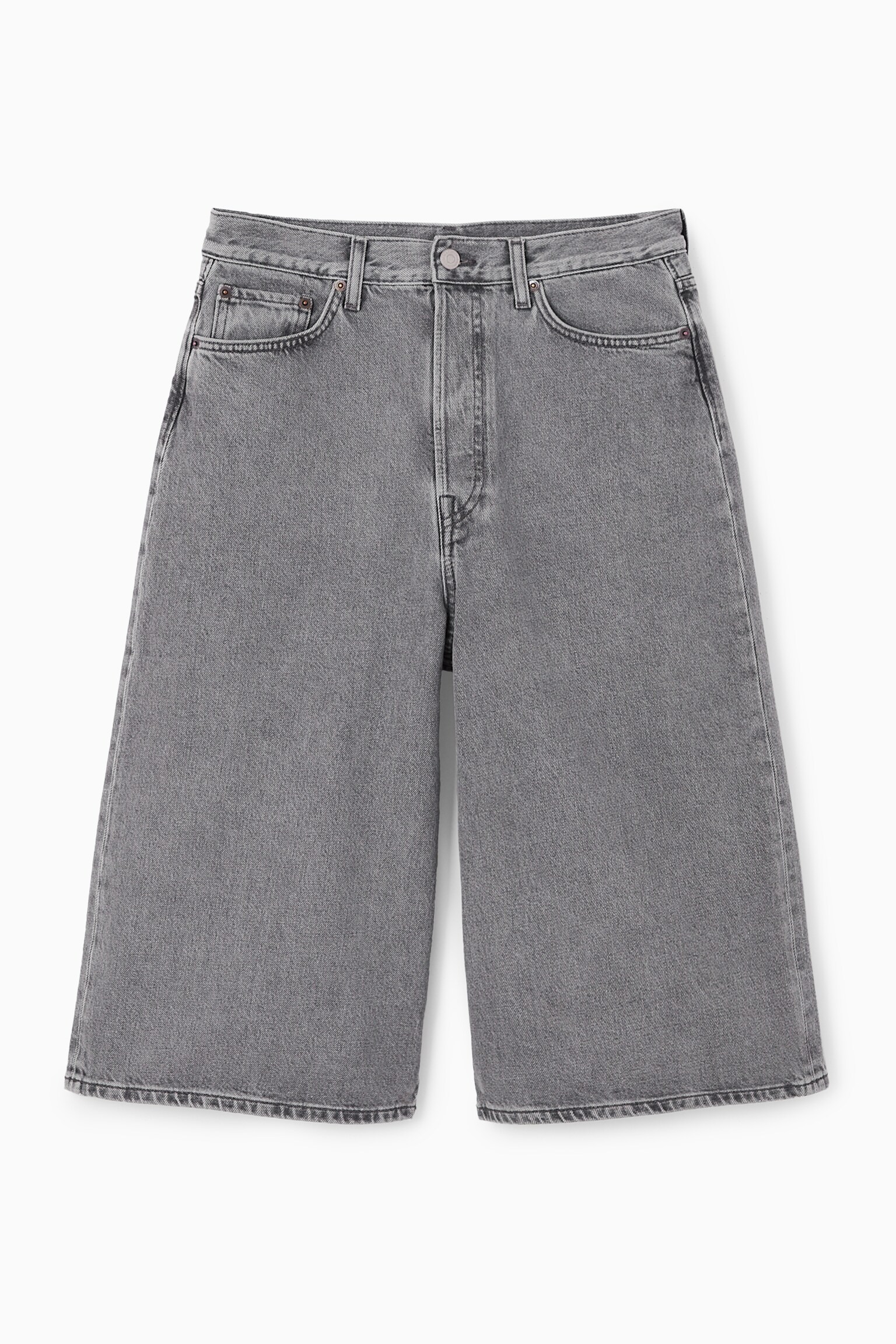 KNEE-LENGTH DENIM SHORTS - WASHED GREY