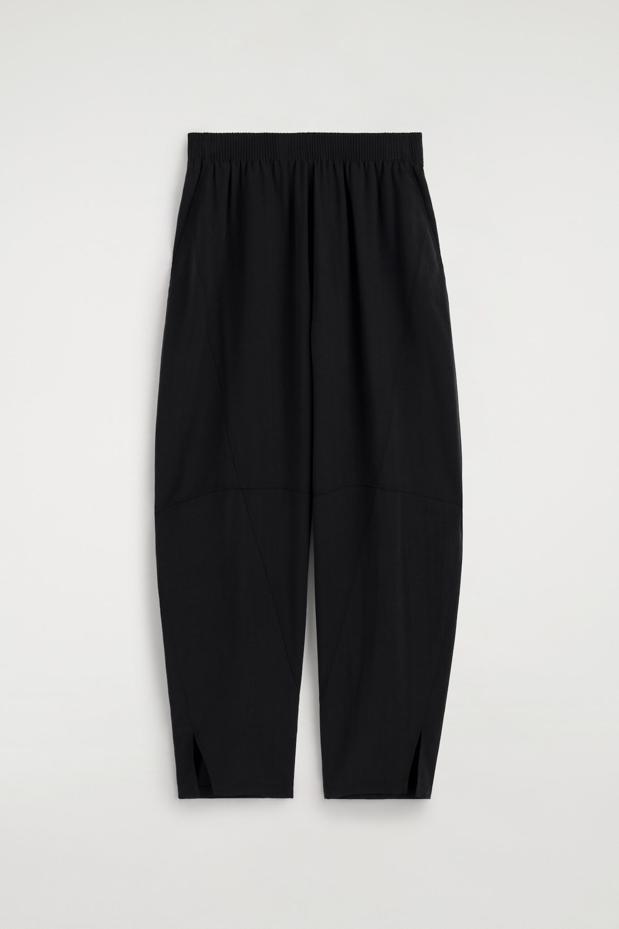 PANELED ELASTICATED BARREL-LEG PANTS — BLACK