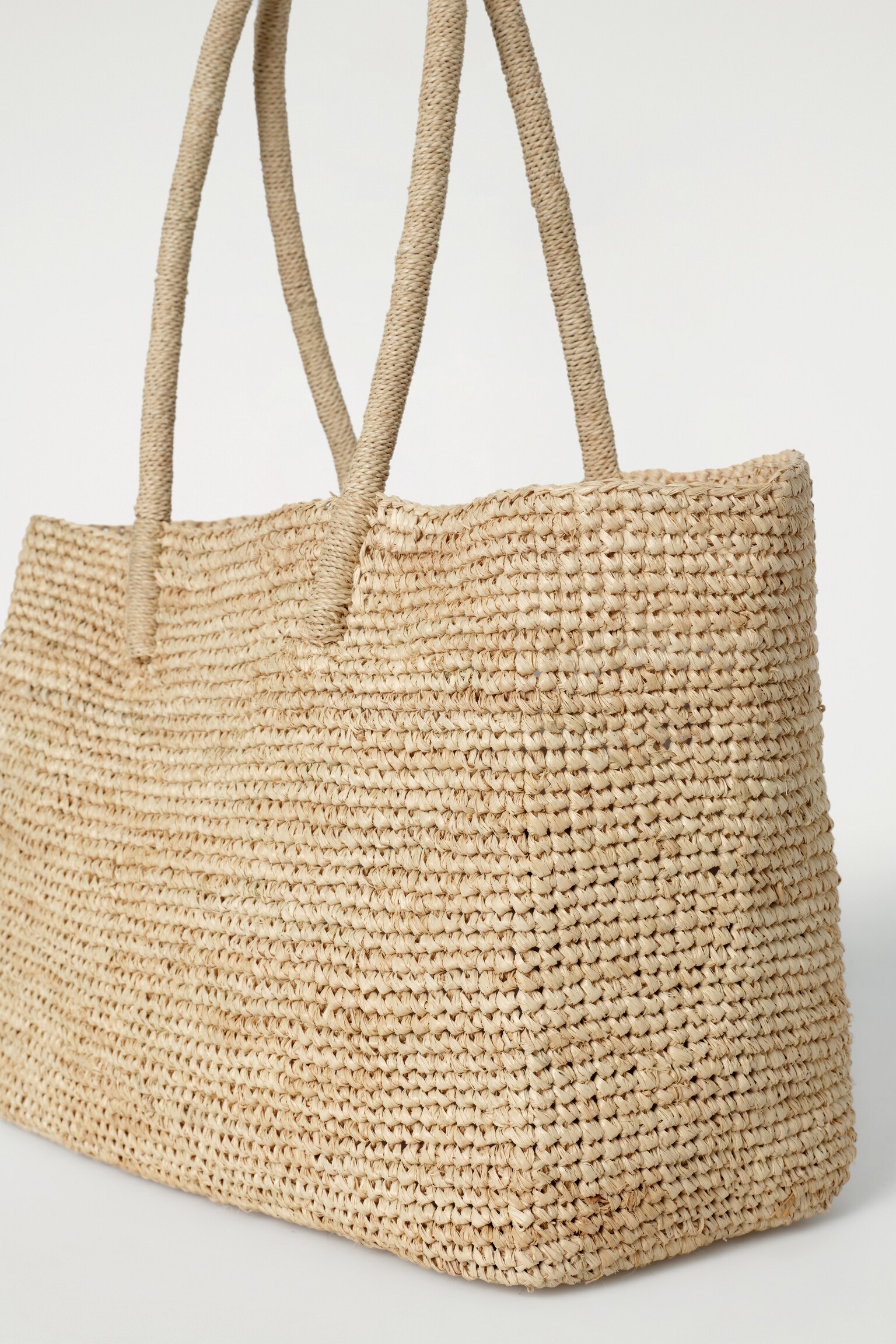 HAND-WOVEN TOTE BAG - RAFFIA - BEIGE - 3