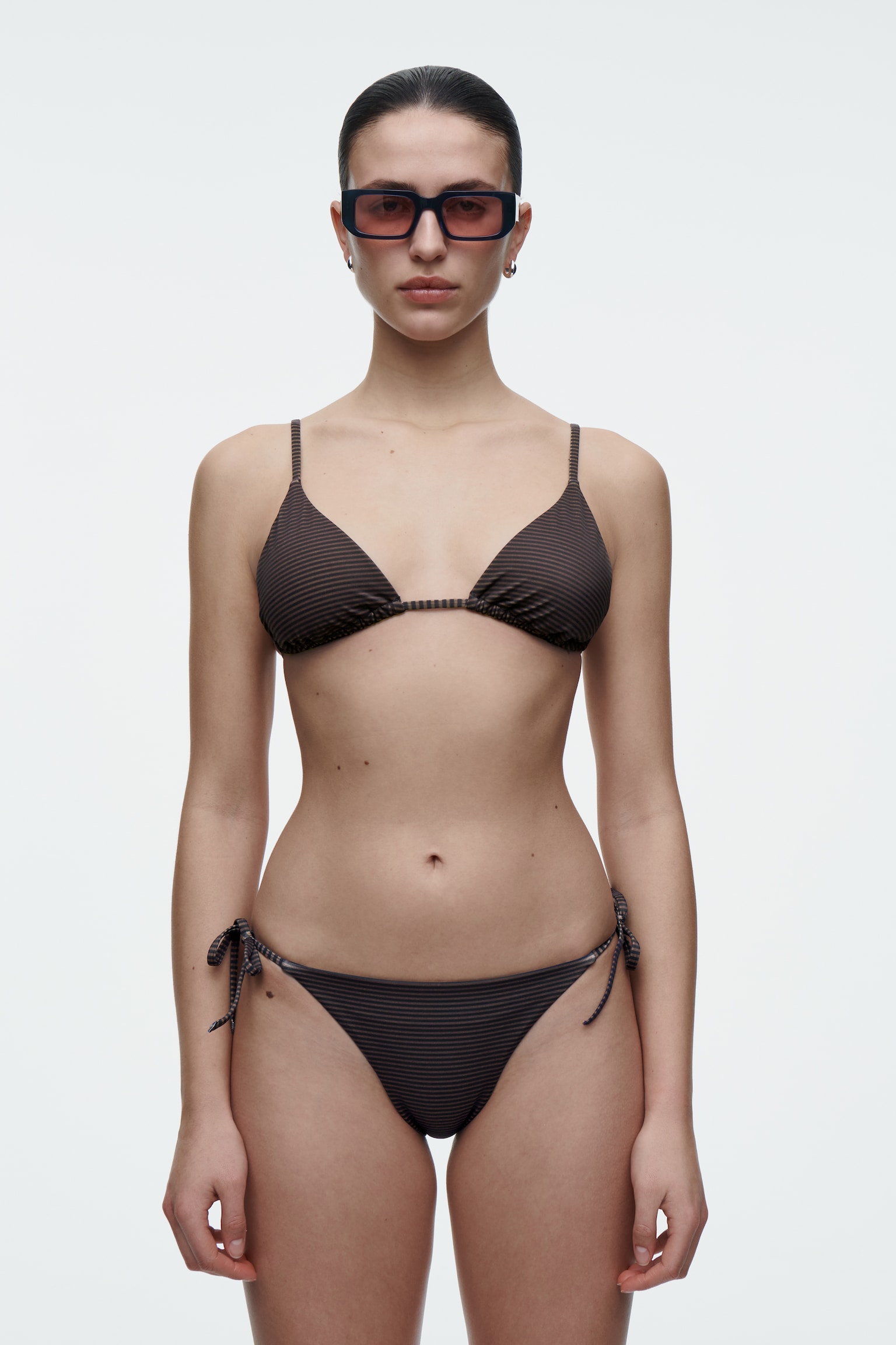 BAS DE BIKINI À NOUER - MARRON / MARINE / RAYURES/NOIR/BLANC