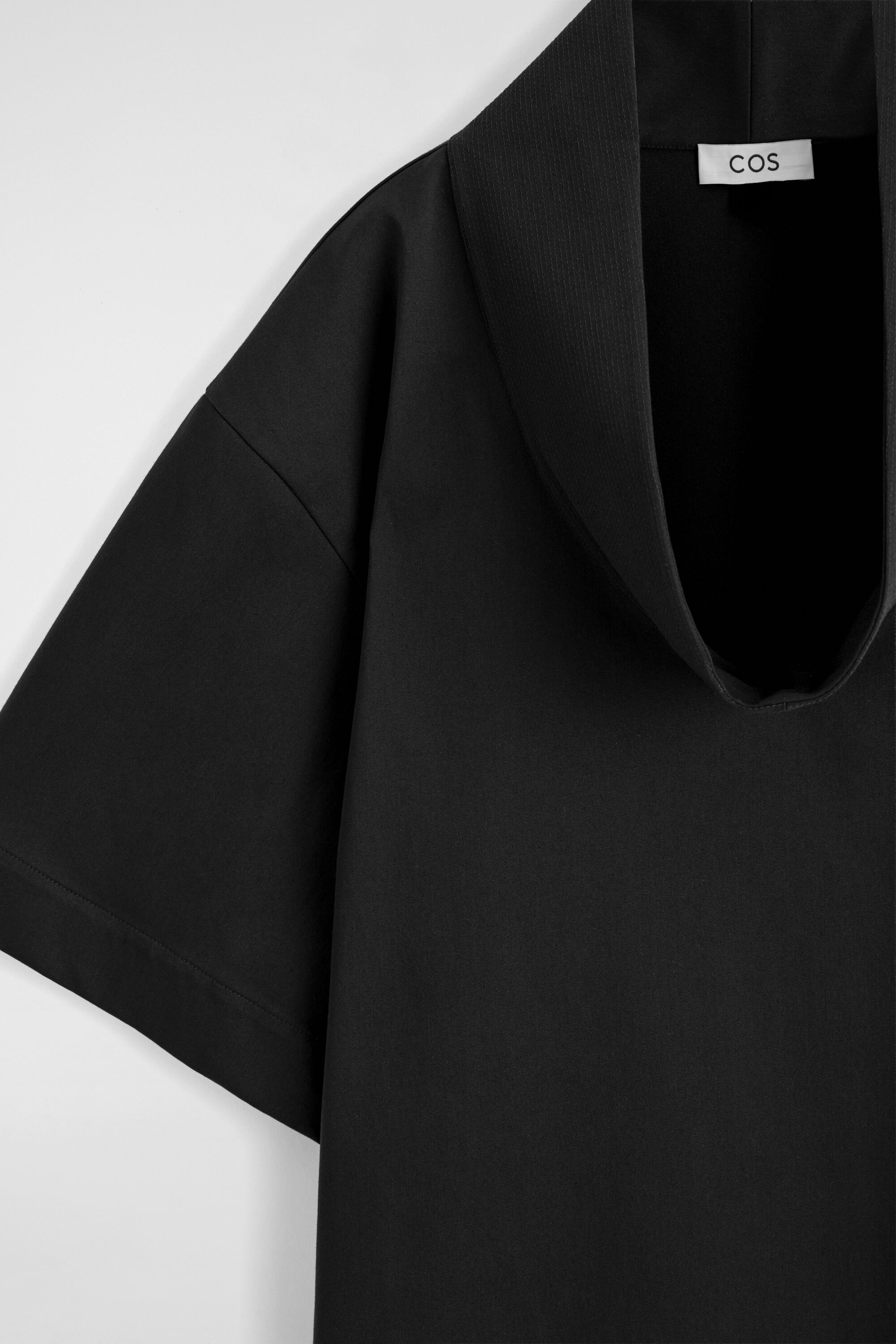 StillMedia/DescriptiveDetail