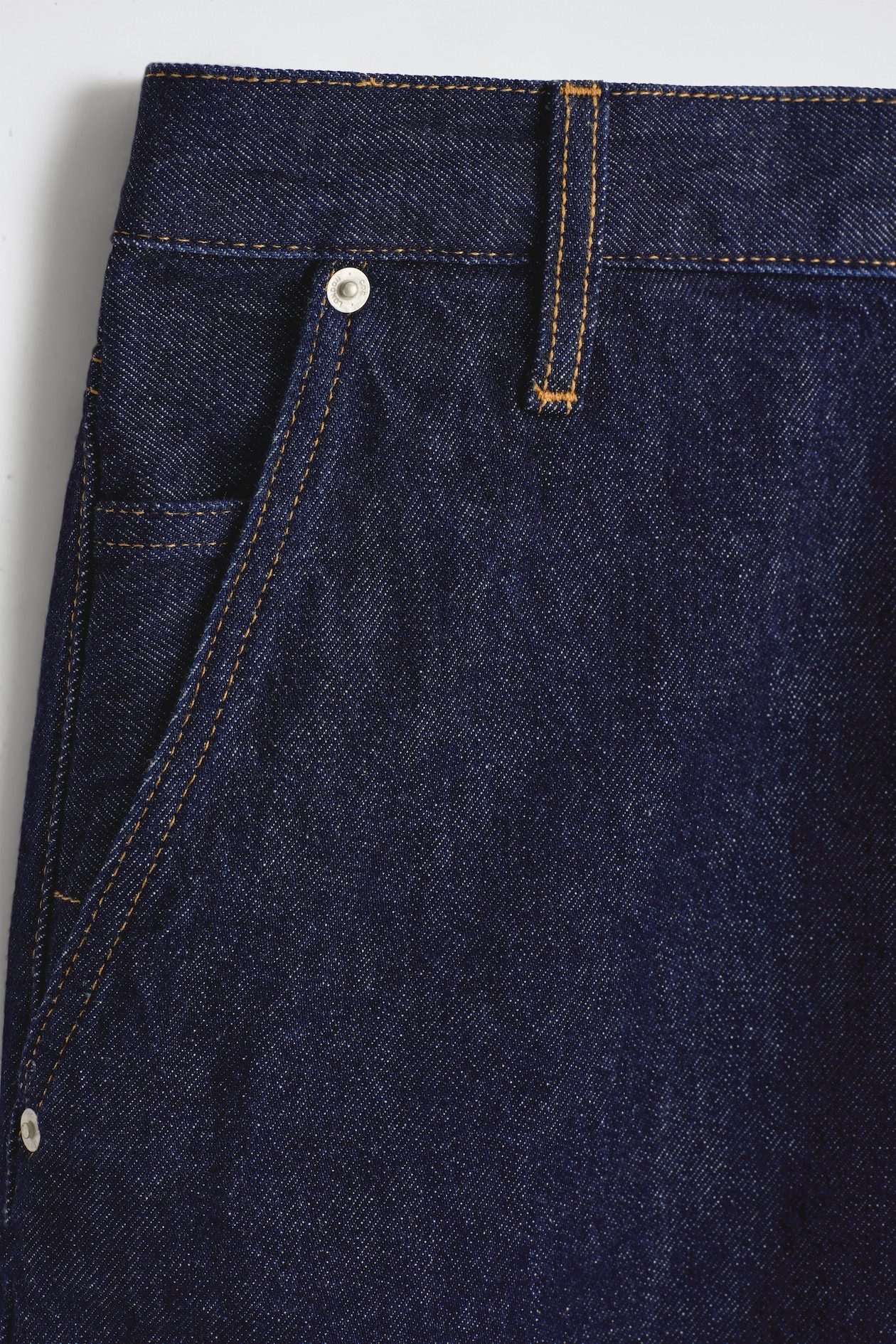 RELAXED-FIT BOOTLEG JEANS — INDIGO