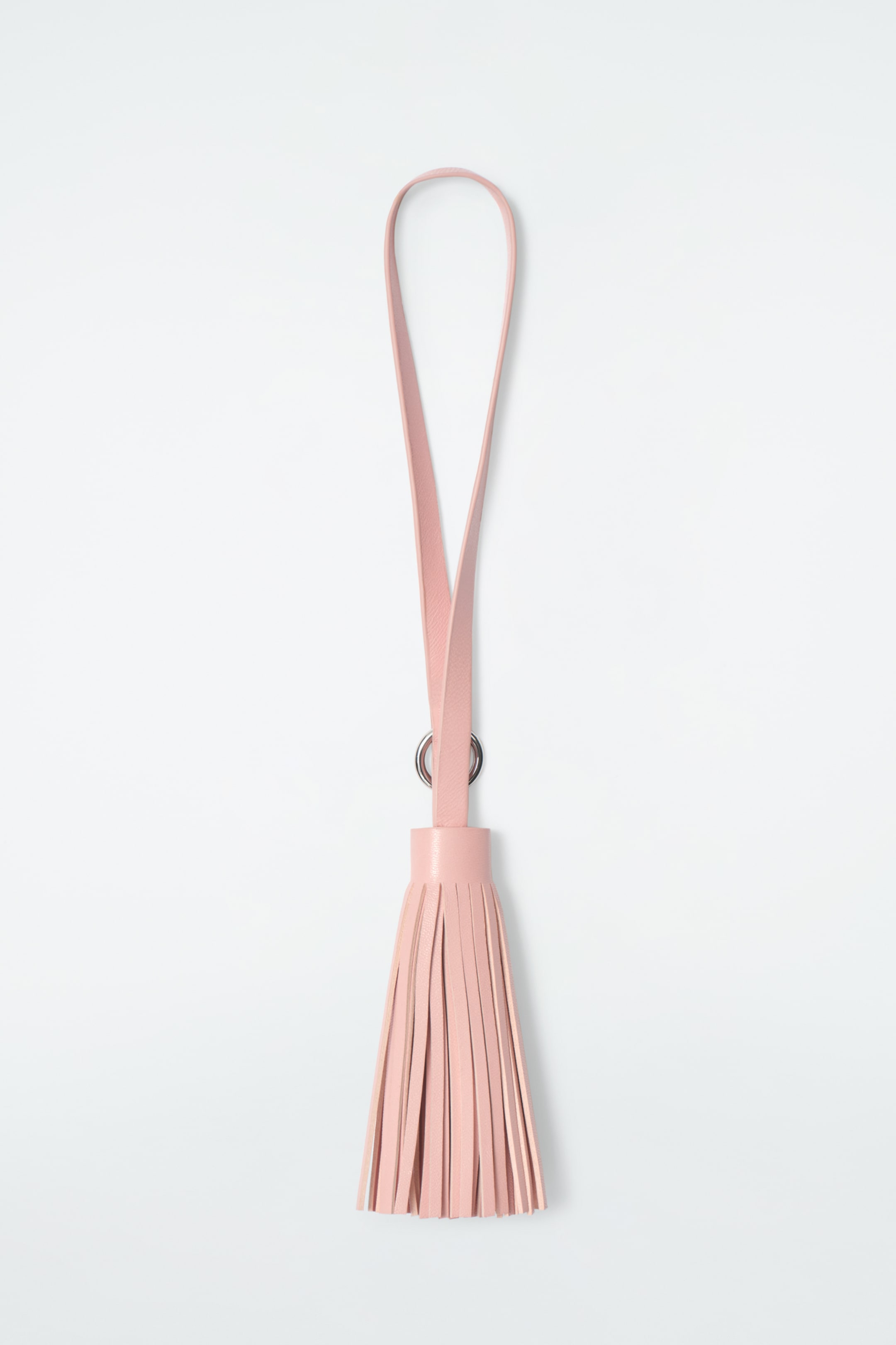 Visualizza immagine più grande: CIONDOLO PER BORSA IN PELLE CON FRANGE - ROSA - DONNA | H&M IT 2