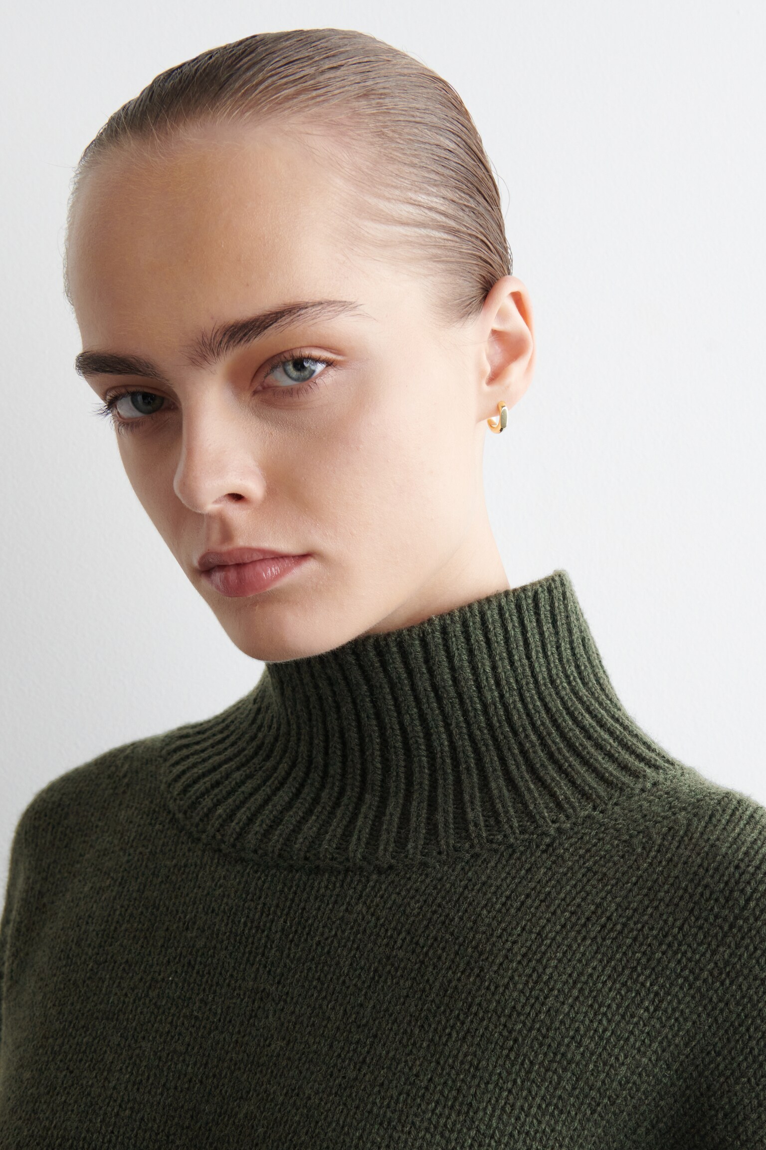 CHUNKY FUNNEL-NECK WOOL JUMPER - DARK GREEN/LIGHT-BEIGE MÉLANGE - 5