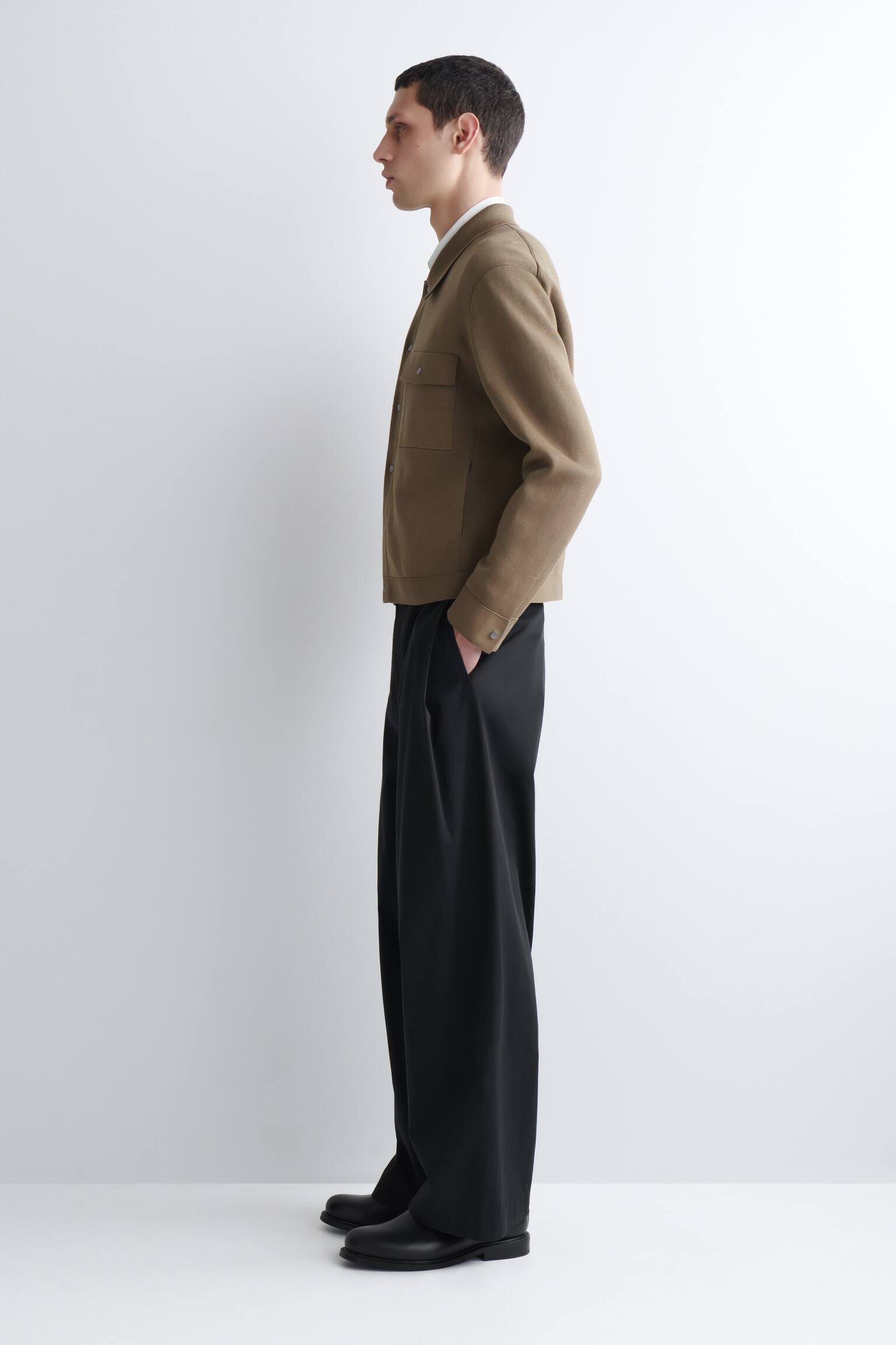 JAKKE I STRIKKET BOMULD - BRUN - 3