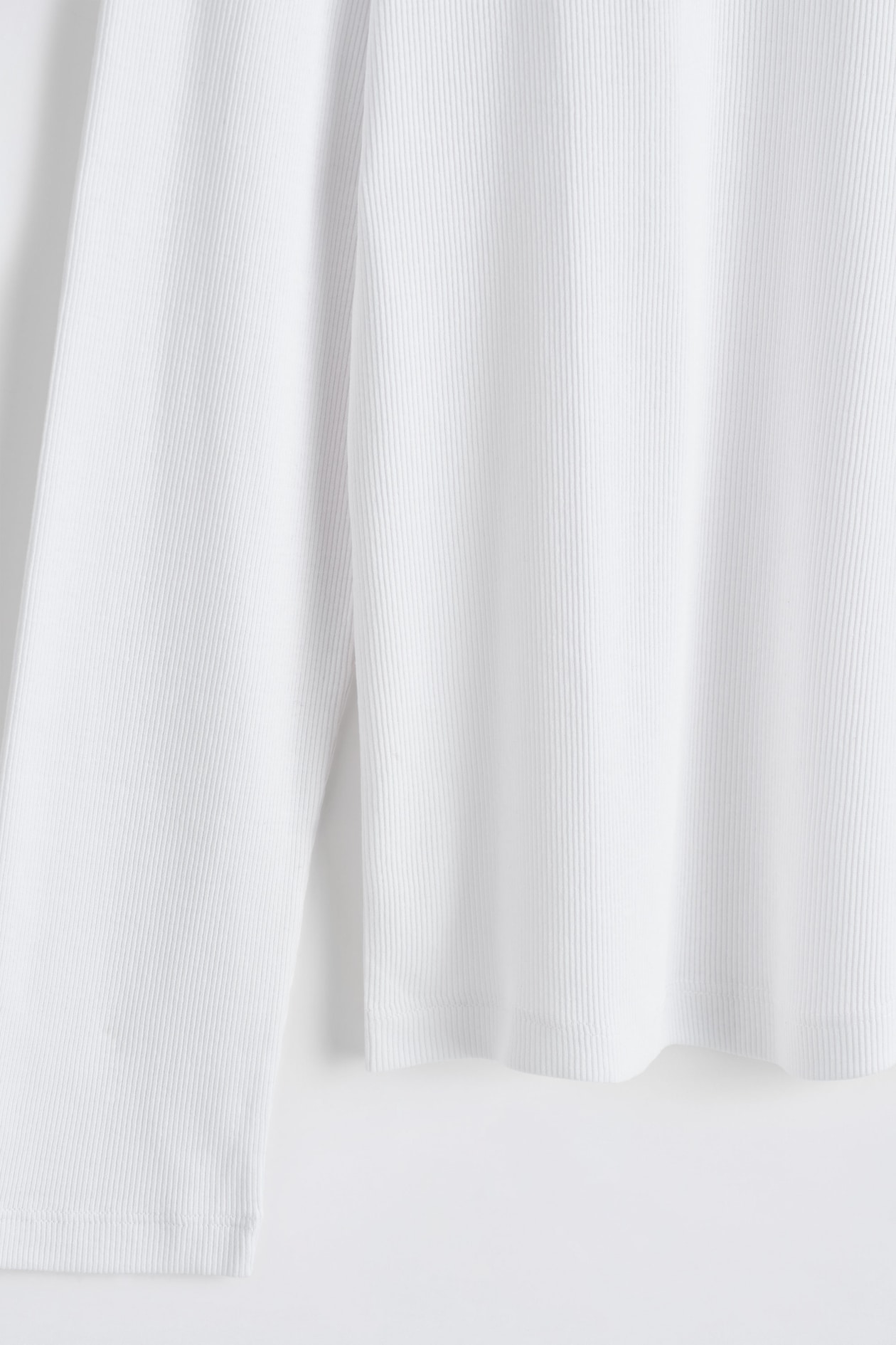 SLIM RIBBED COTTON LONG-SLEEVED T-SHIRT — WHITE