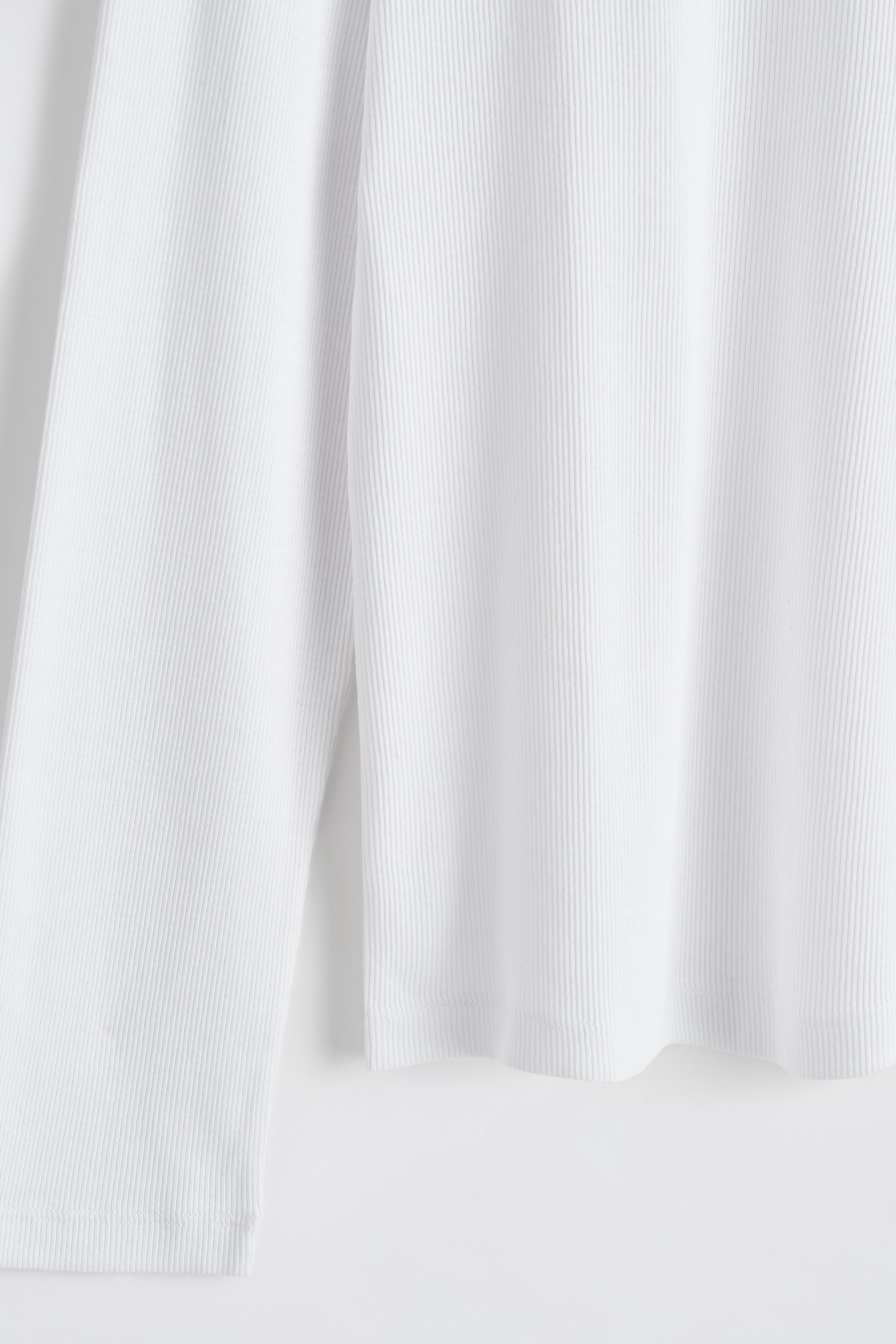 StillMedia/DescriptiveDetail