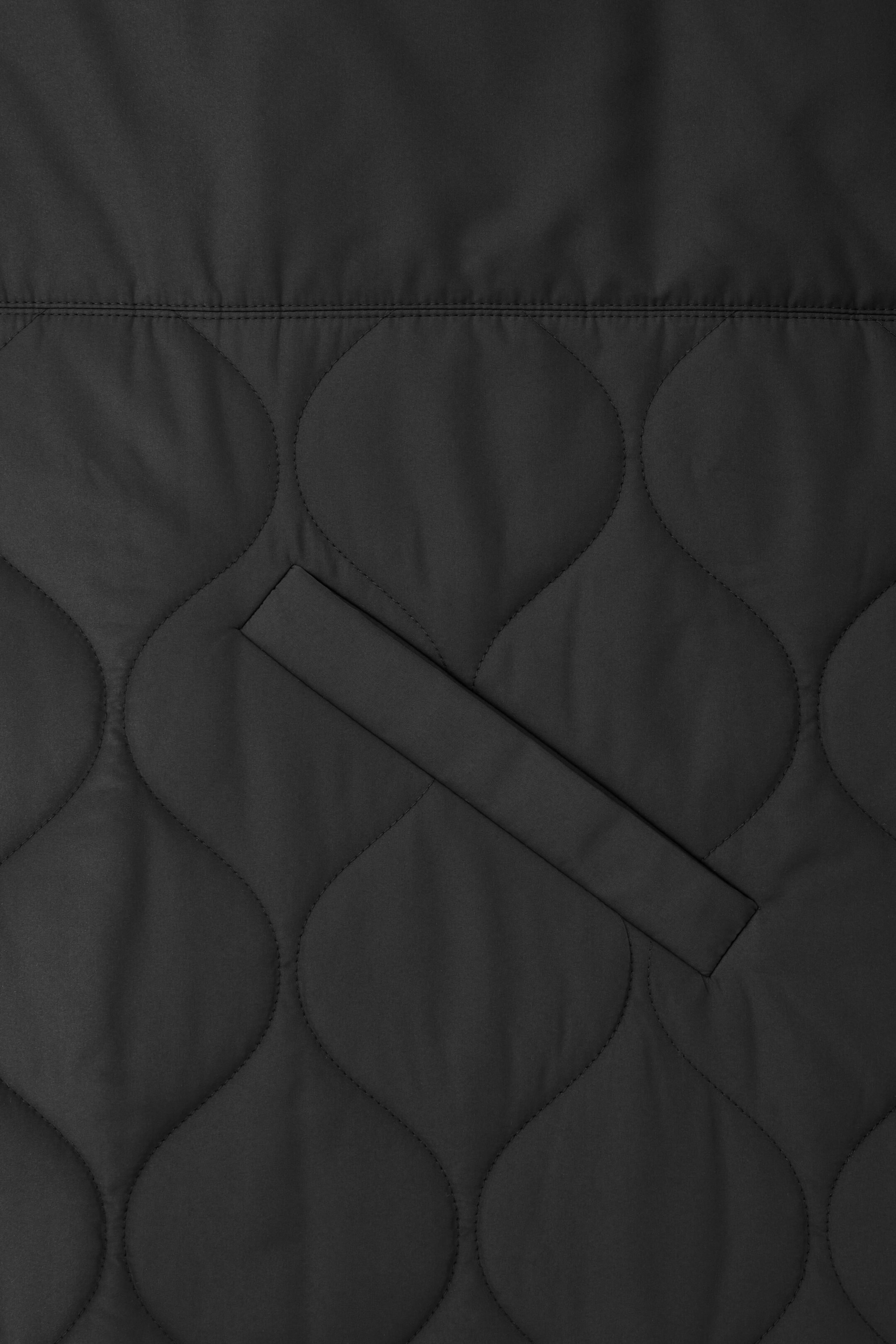 StillMedia/DescriptiveDetail