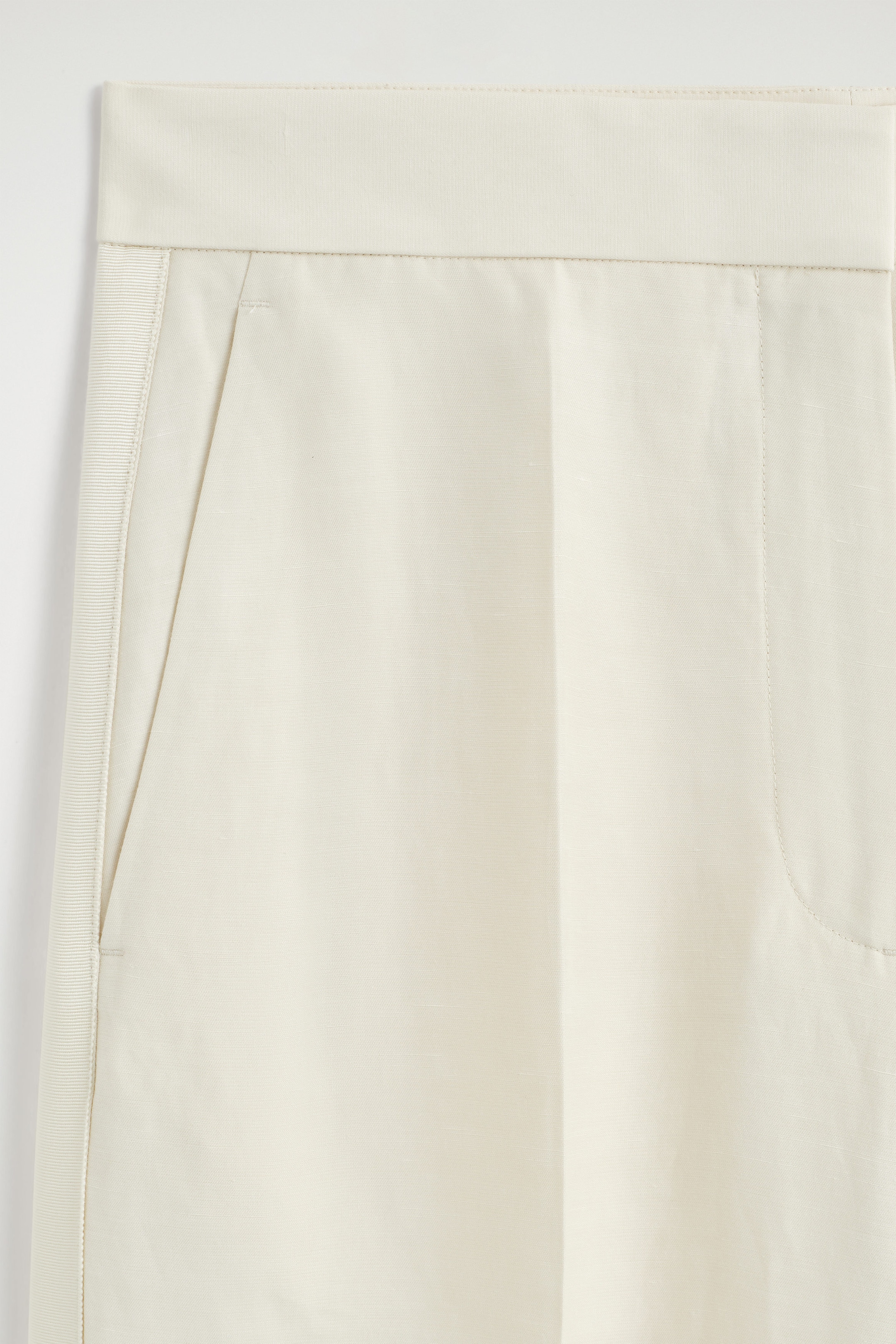 StillMedia/DescriptiveDetail