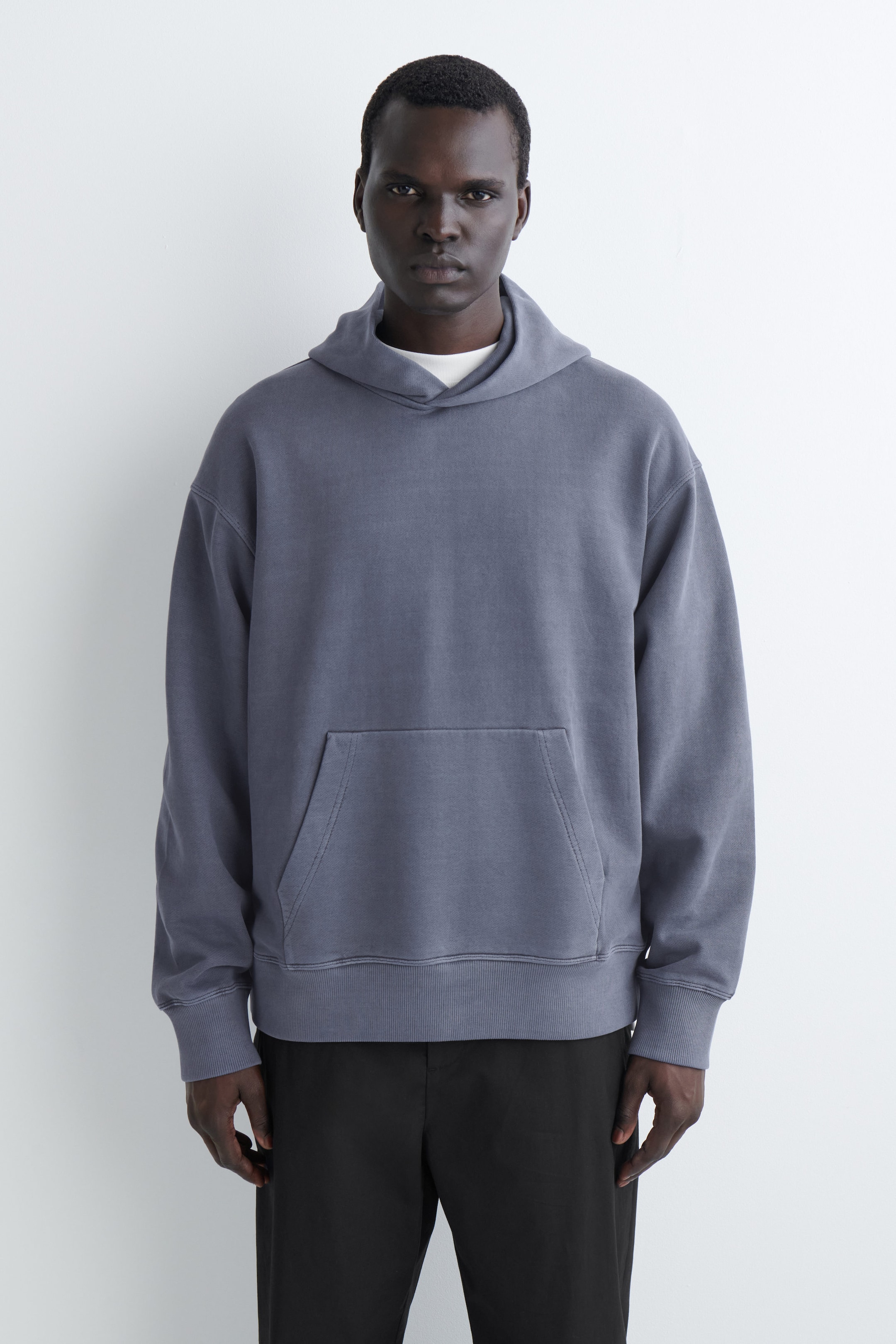 SWEAT À CAPUCHE EN JERSEY DE COTON DÉLAVÉ