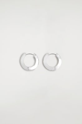 FACETED MINI HOOP EARRINGS — SILVER 4