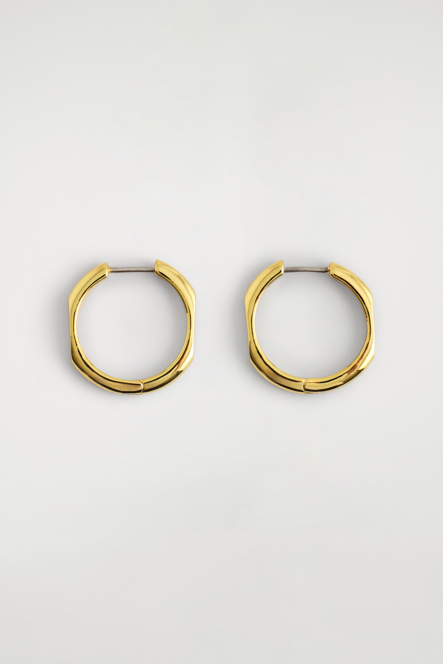 FACETED HOOP EARRINGS - GOLD - 2