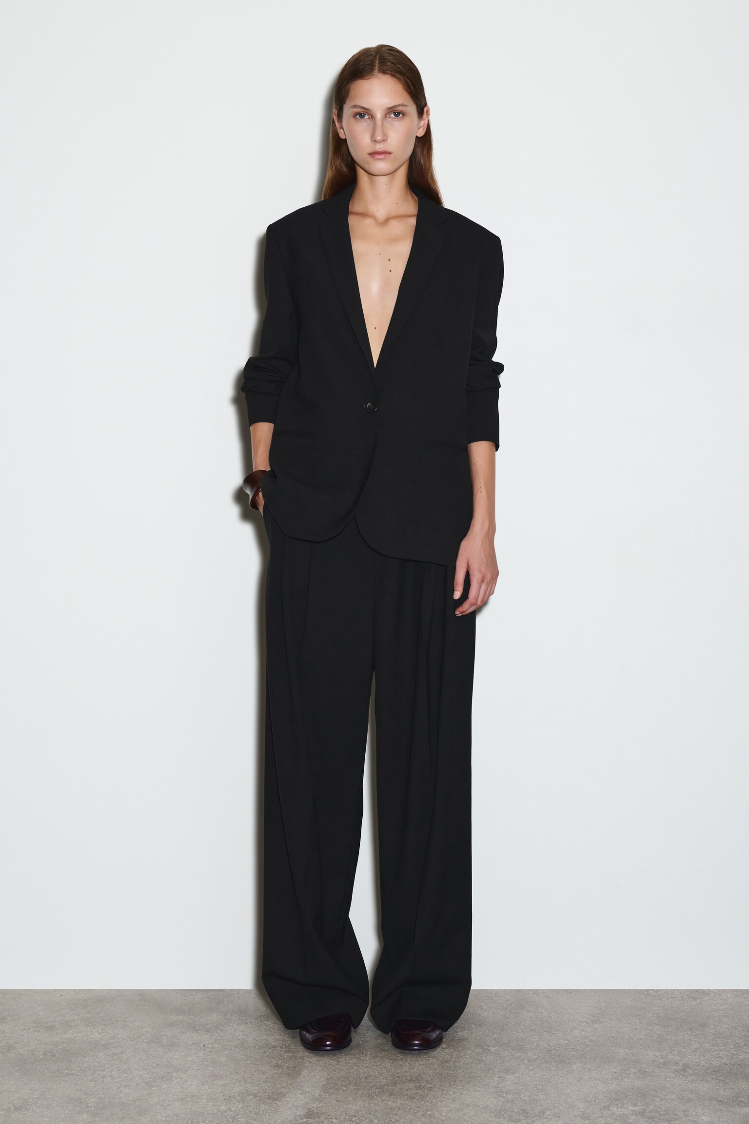 LOCKERE HOSE AUS TWILL MIT WEITEM BEIN - SCHWARZ/DUNKELBRAUN - 4