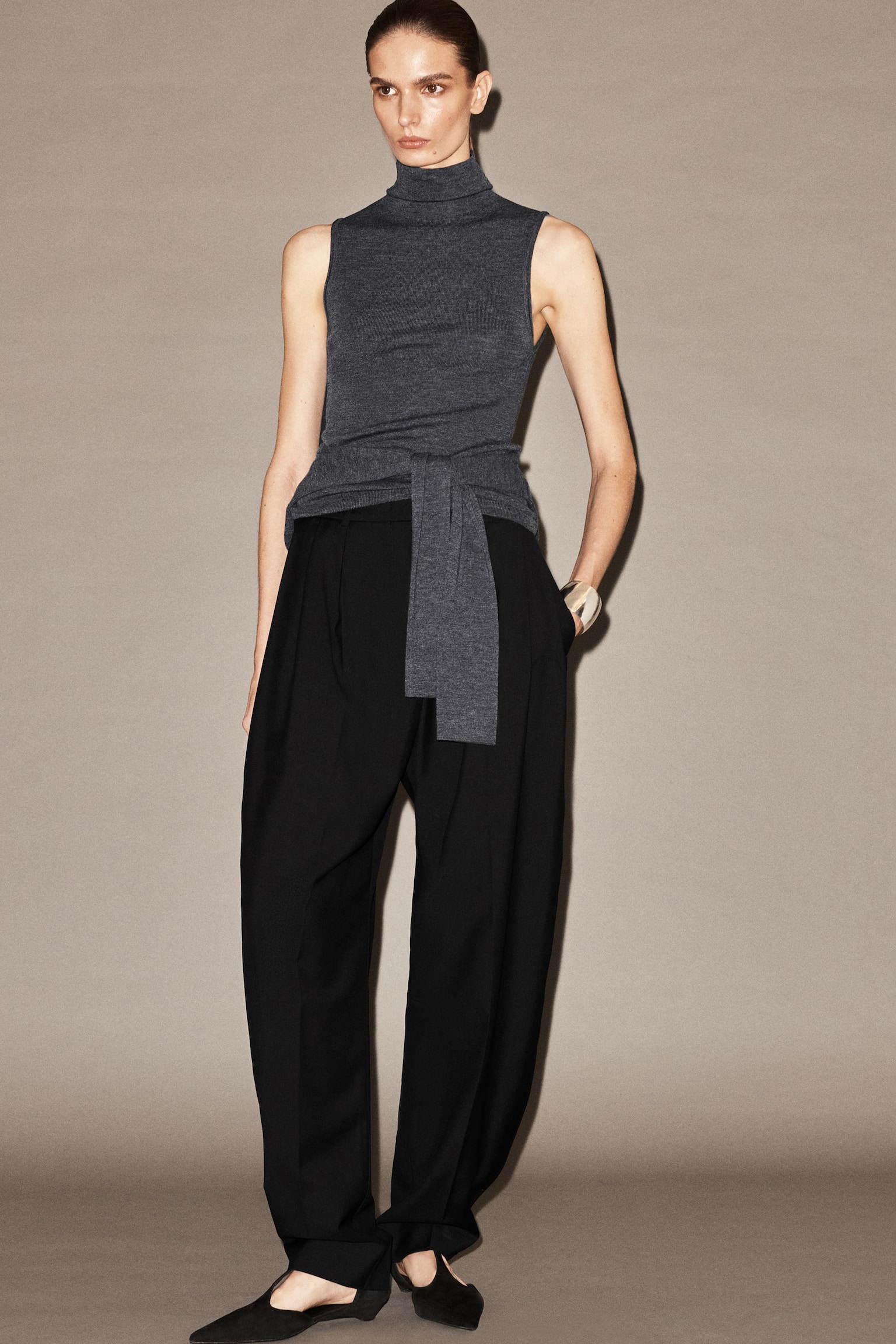 PANTALON TULIPE À PLIS EN LAINE MÉLANGÉE - NOIR - 10