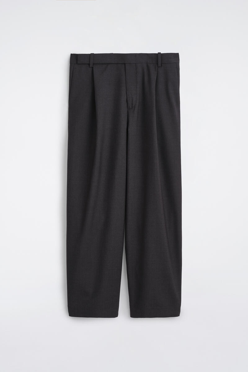 Belt-Detail Wool Relaxed-Fit Barrel-Leg Pants