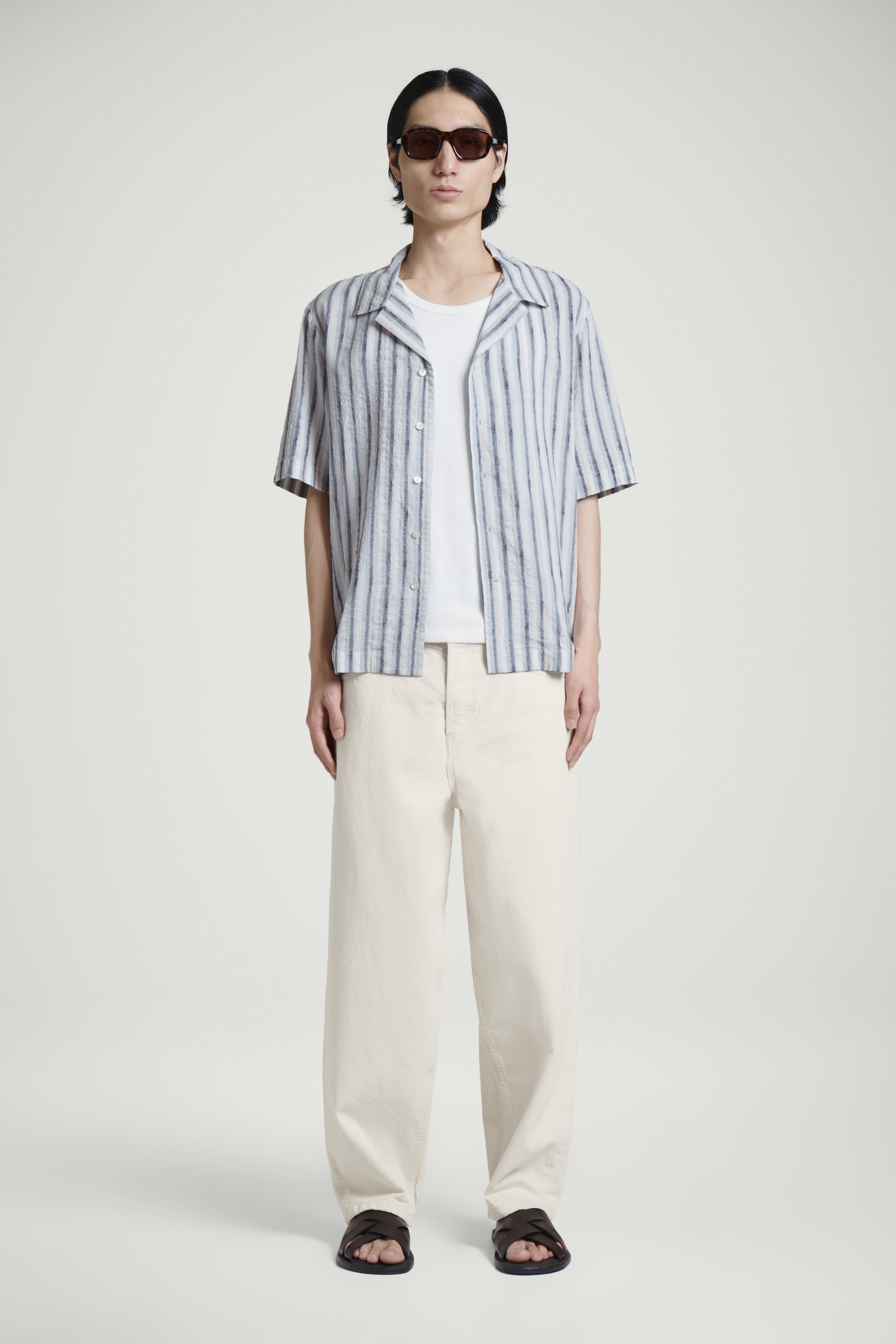 Größeres Bild ansehen: STRIPED RESORT SHIRT - BRAUN/GESTREIFT - Men | H&M DE 2