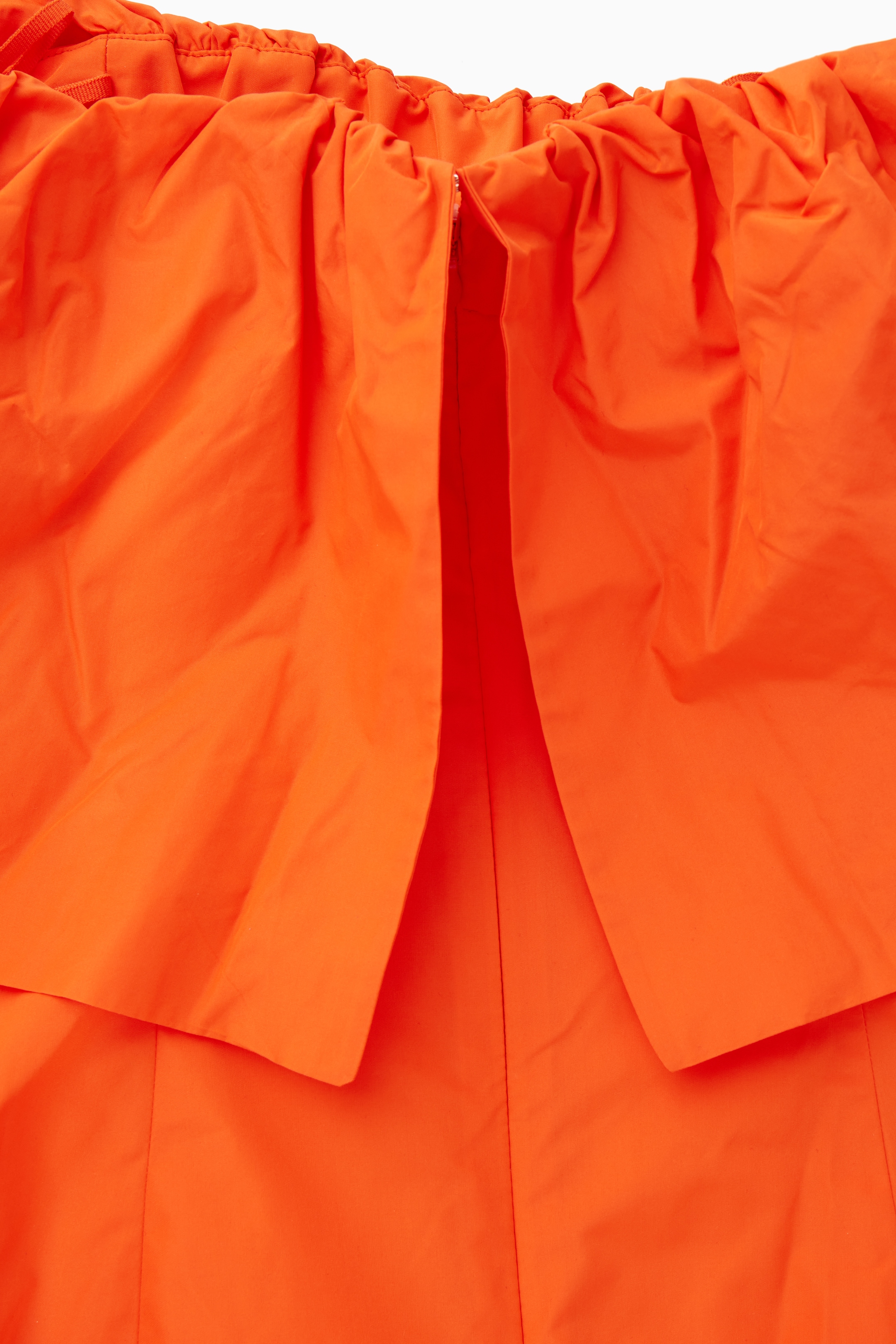 Grösseres Bild ansehen: SCHULTERFREIES OBERTEIL MIT VOLUMINÖSEM AUSSCHNITT - ORANGE - DAMEN | H&M CH 2