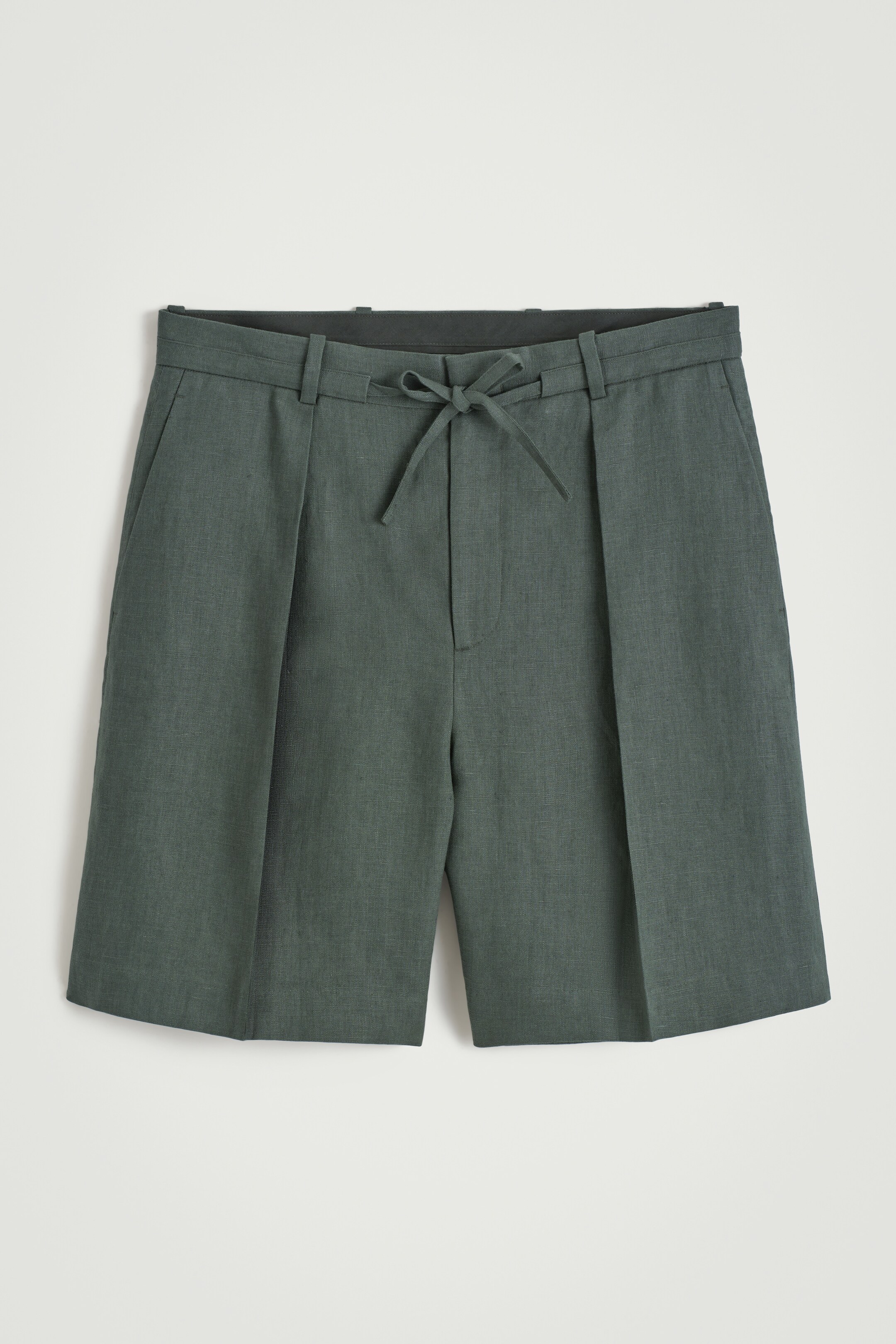Agrandir l'image: SHORT DE COSTUME TAILLE AJUSTABLE EN LIN - VERT FONCÉ - HOMME | H&M BE 6