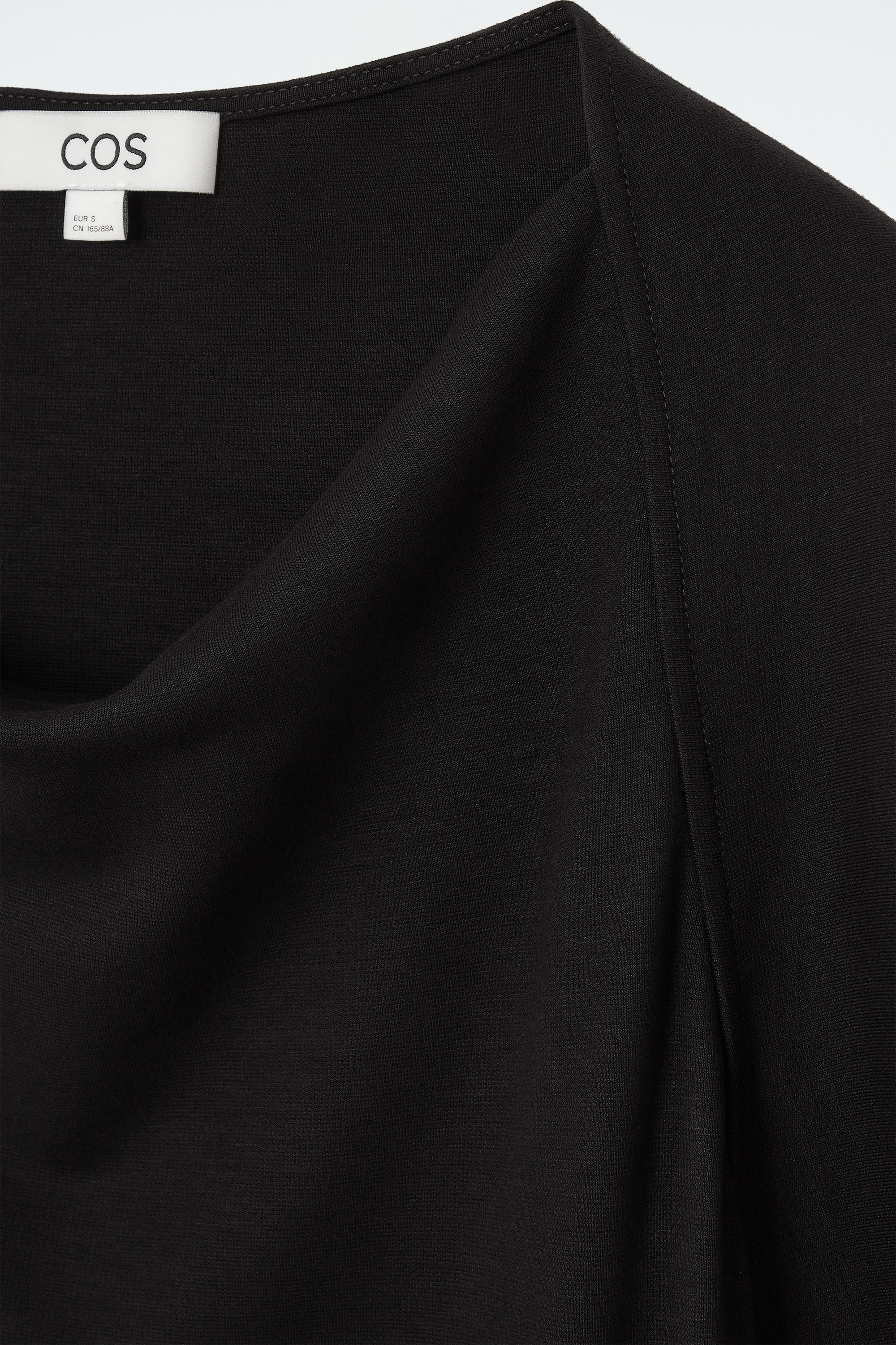 【fa.er.ie】cowl neck button t-shirt 4차☆[fa.er.ie] cowl neck button t-shirt (camo)