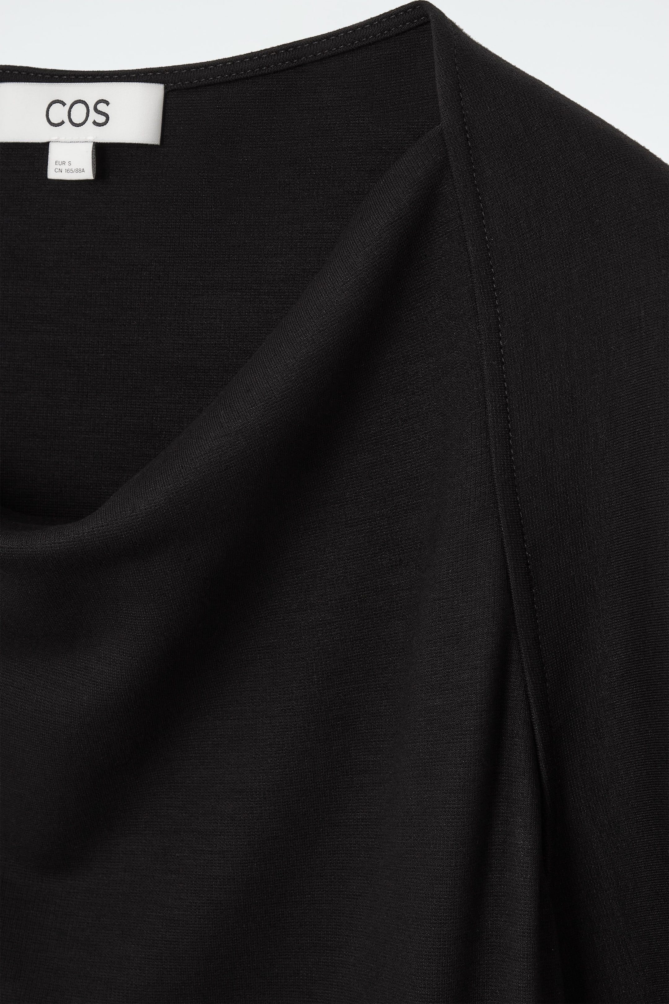 StillMedia/DescriptiveDetail