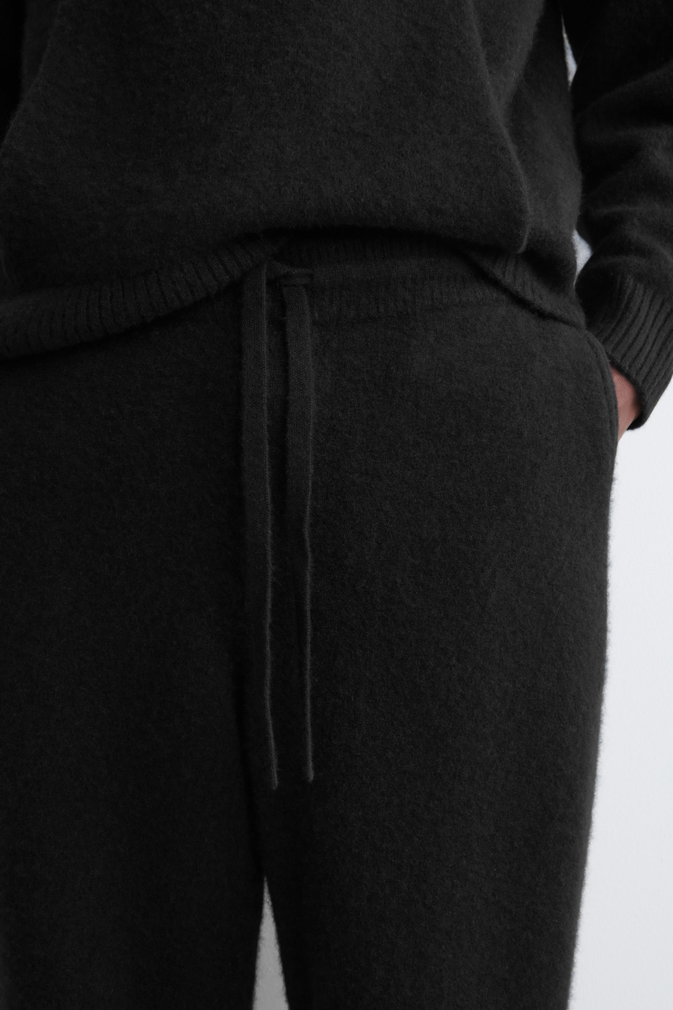 PANTALON DE JOGGING EN CACHEMIRE BOUILLI