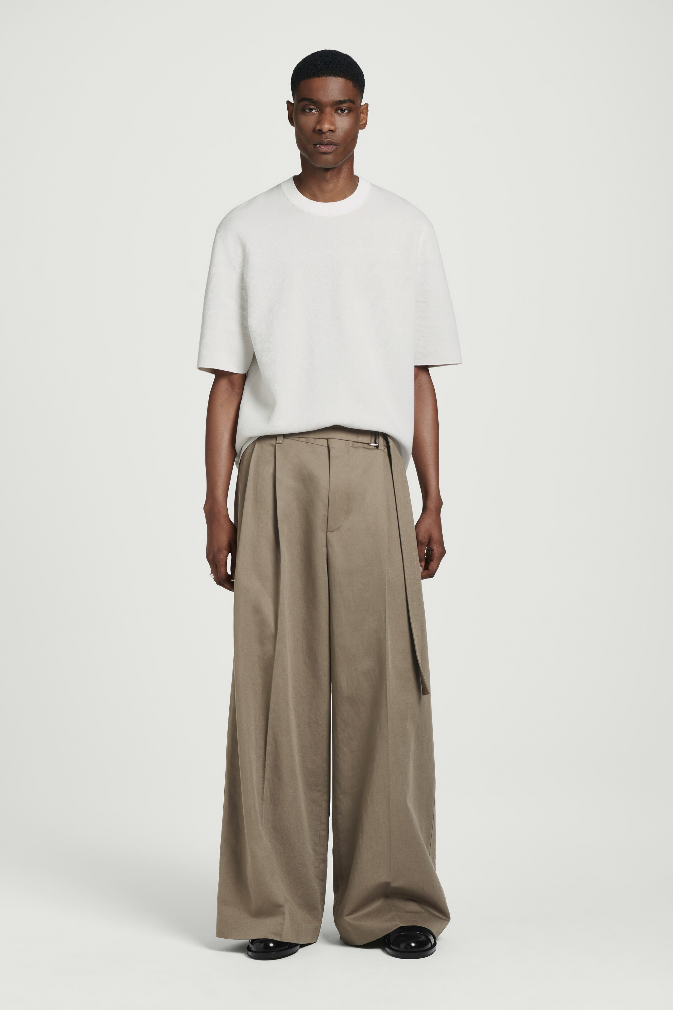 Agrandir l'image: T-SHIRT DÉCONTRACTÉ EN MAILLE DOUBLE FACE - BLANC - HOMME | H&M CH 3