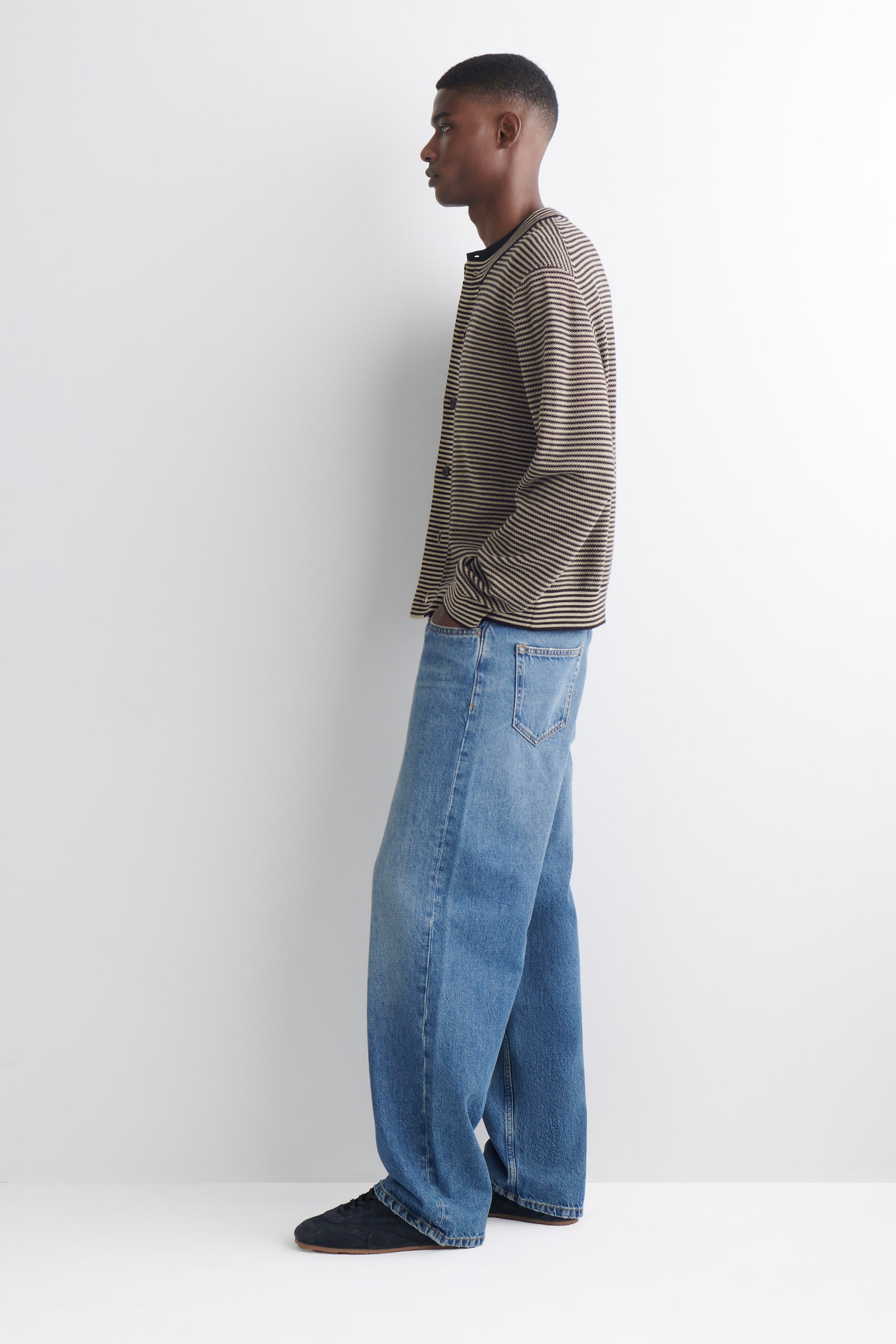 CÁRDIGAN DE LANA MERINO A RAYAS - AZUL MARINO / CRUDO / RAYAS - 6
