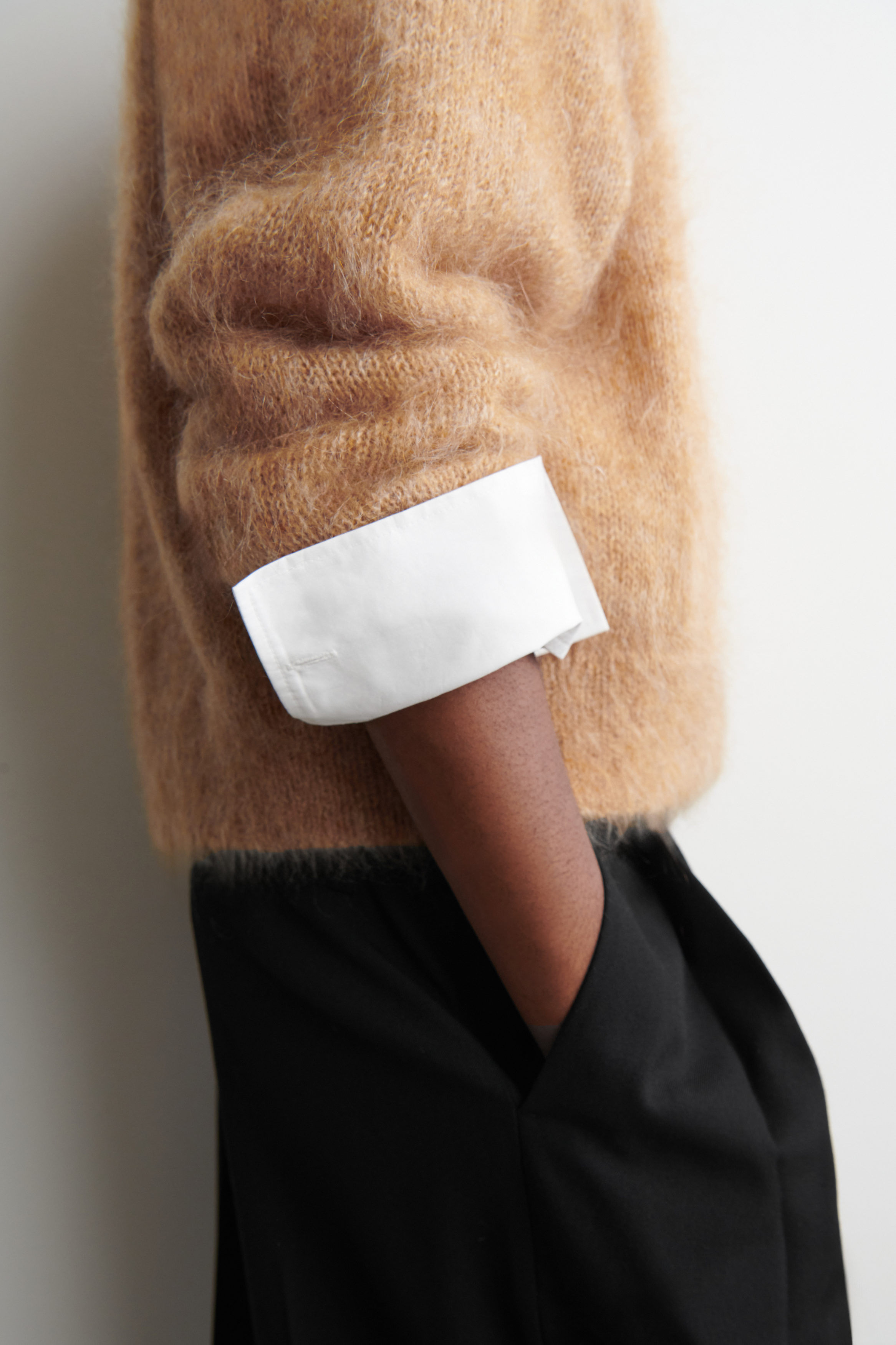 MOHAIR-WOOL V-NECK CARDIGAN - CAMEL MÉLANGE | COS US