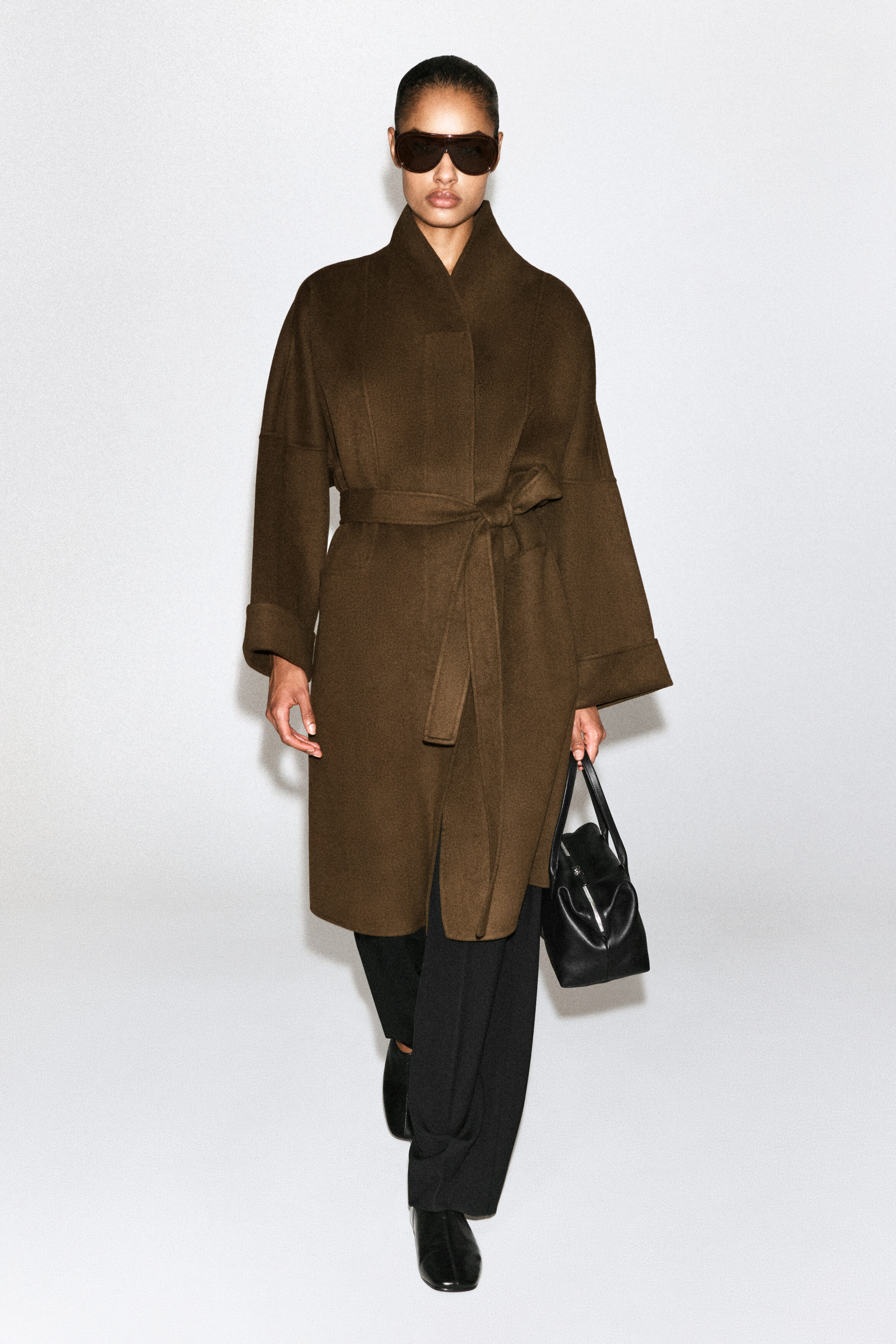 OVERSIZED DOUBLE-FACED WOOL SHAWL COAT - BROWN | COS CA