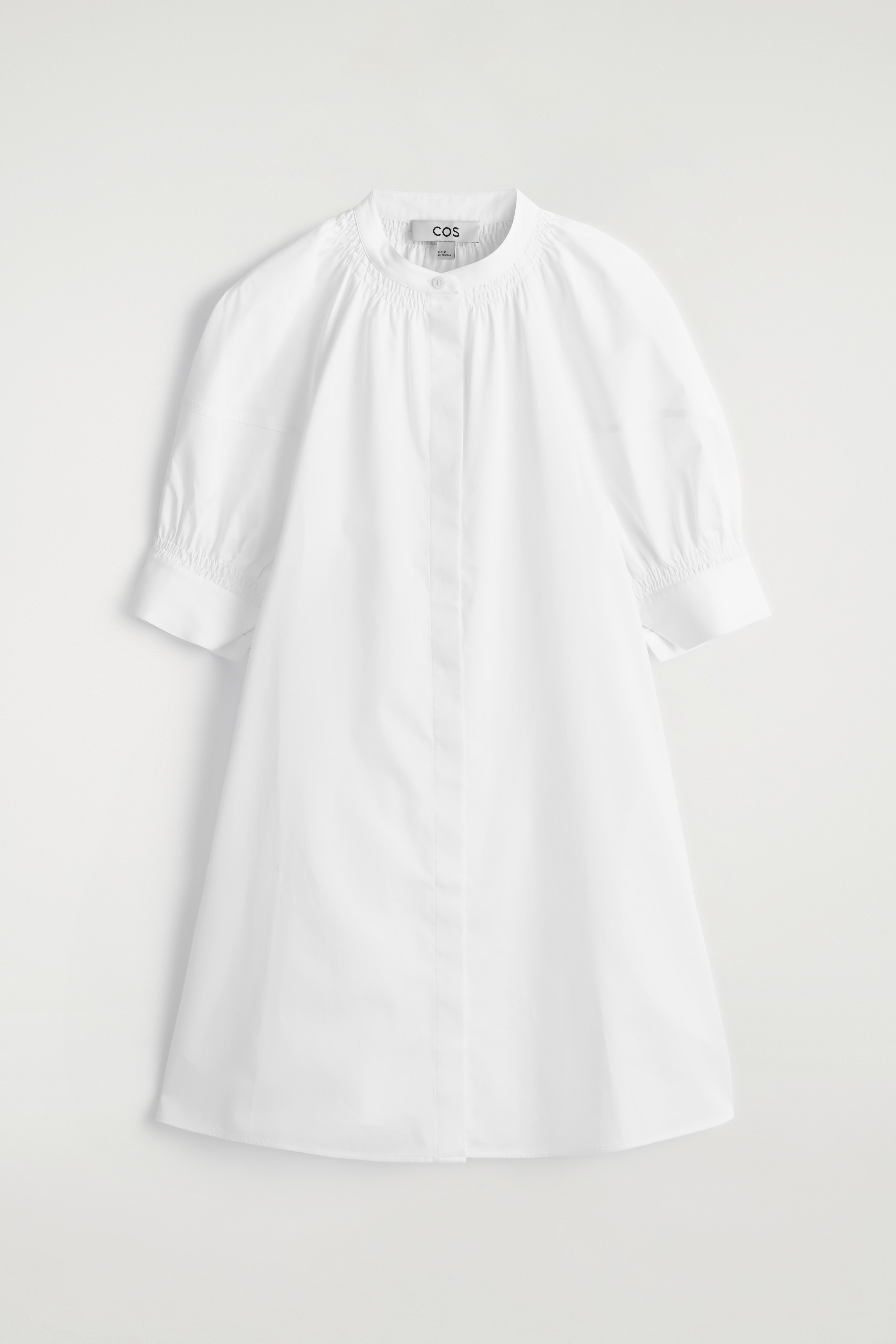 שמלת חולצה עם שרוולי פאף וכיווצים - לבן