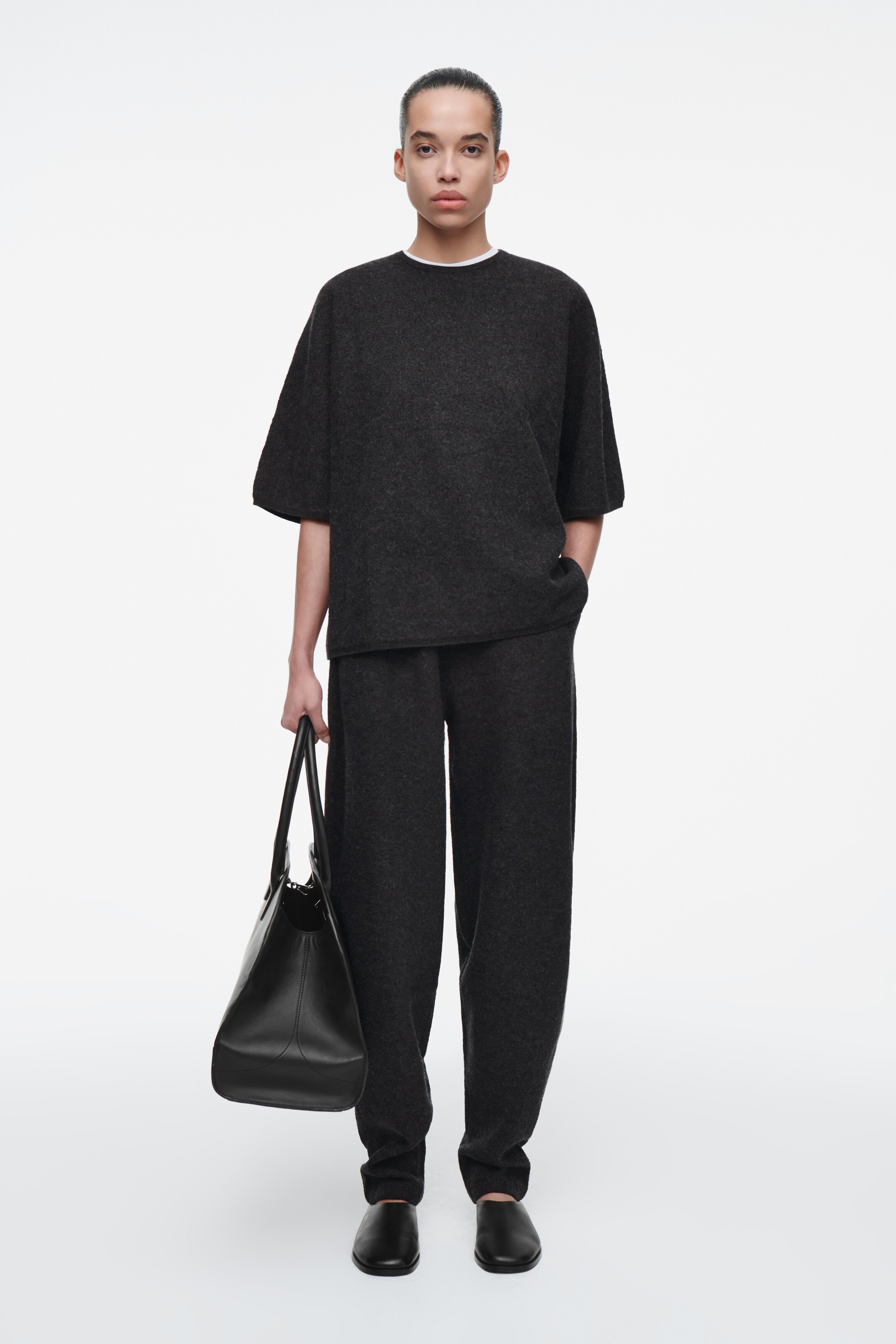 Grotere afbeelding bekijken: OVERSIZED T-SHIRT VAN GEKOOKTE MERINOWOL - ANTRACIET MELANGE - DAMES | H&M BE 6