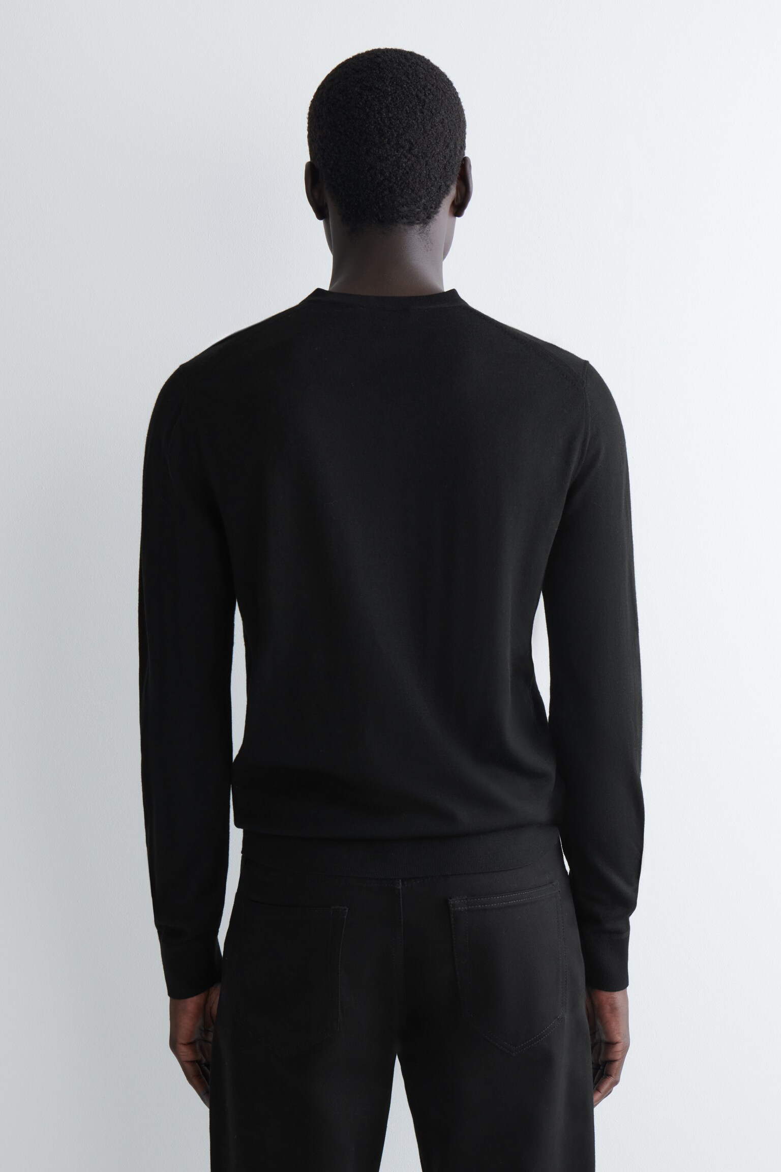 PULL À COL EN V SLIM EN LAINE MÉRINOS - NOIR/VERT FONCÉ - 3