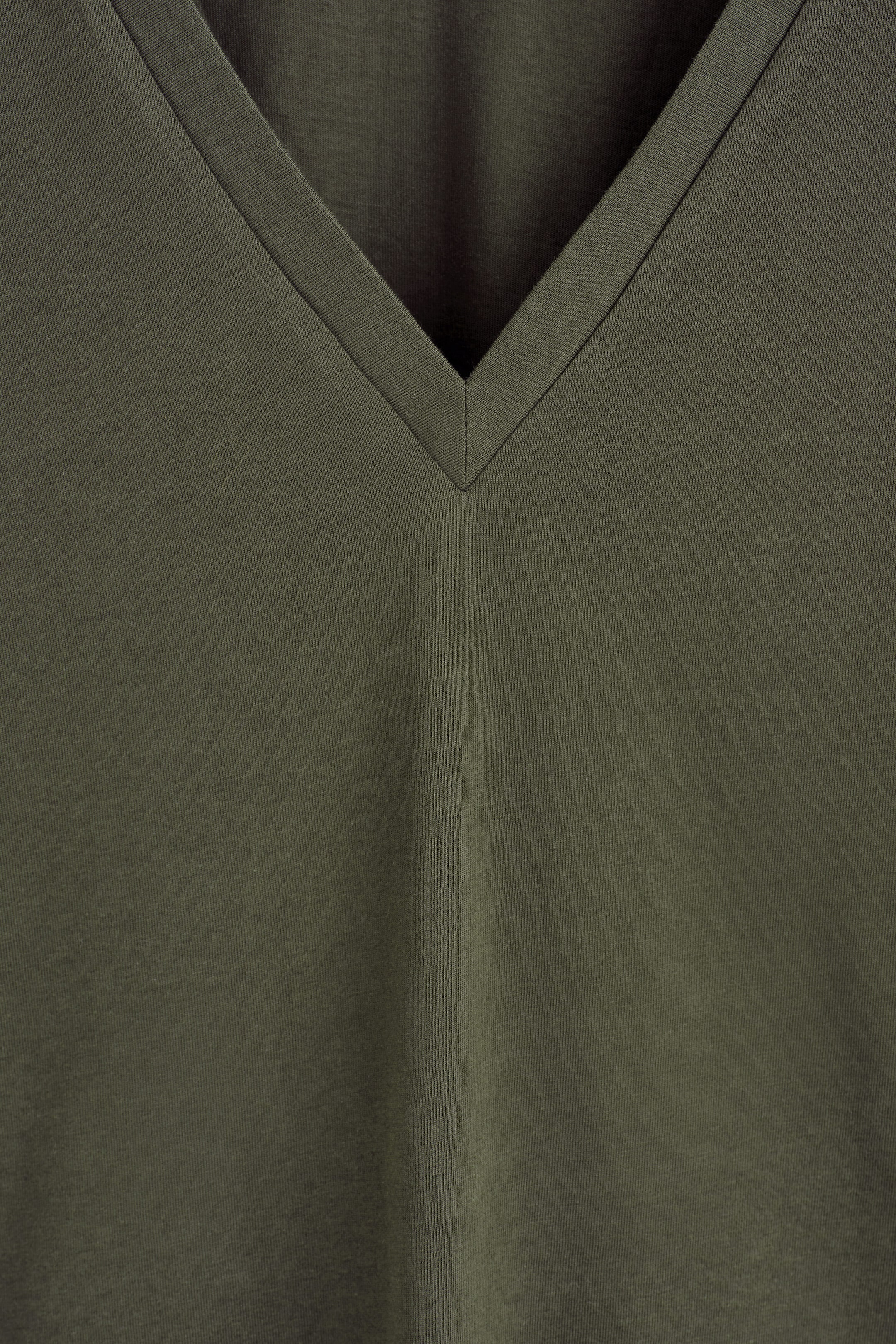 StillMedia/DescriptiveDetail