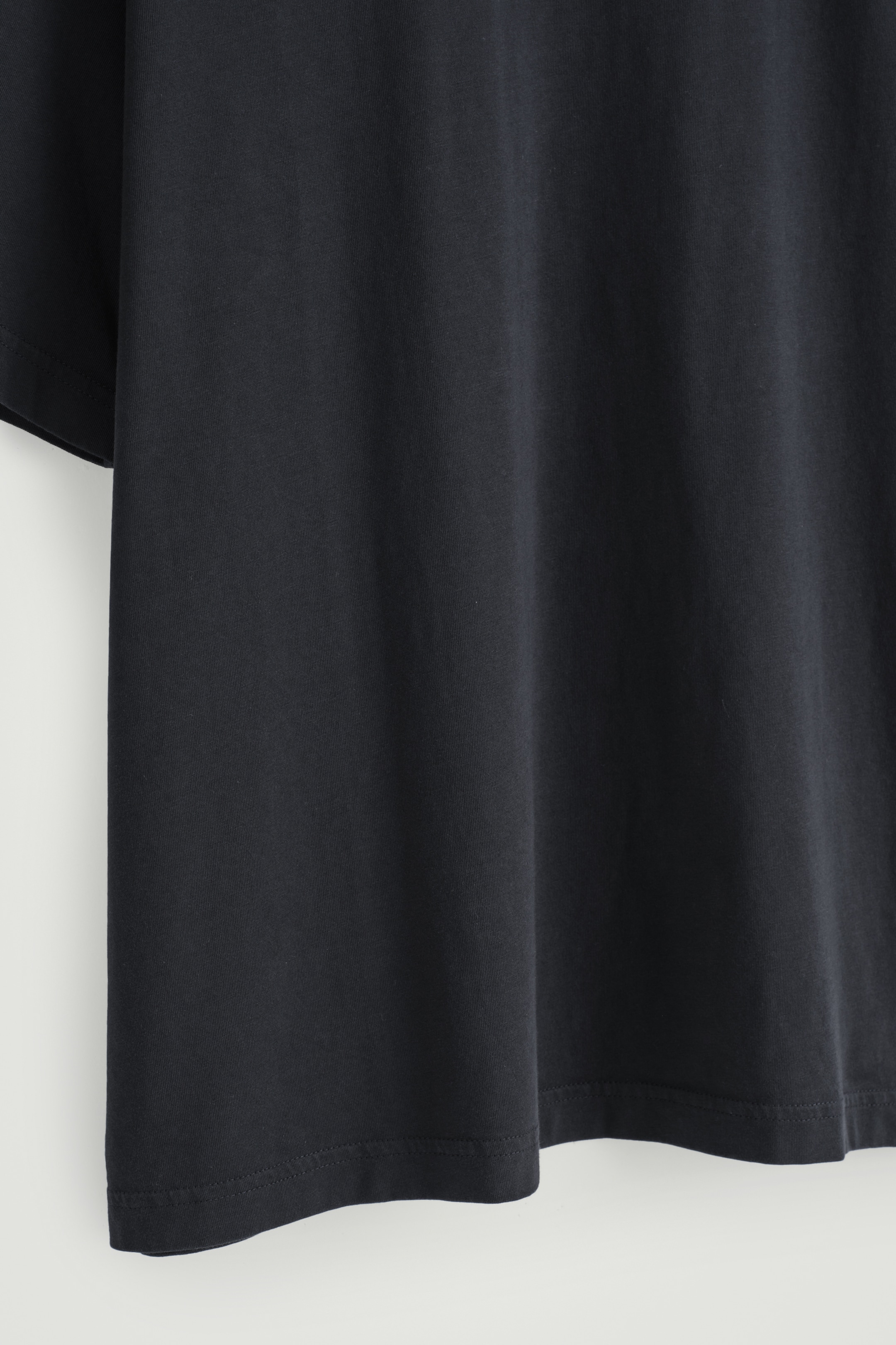 Grösseres Bild ansehen: LOCKERES LEICHTES BAUMWOLL-T-SHIRT - NAVYBLAU - HERREN | H&M CH 9