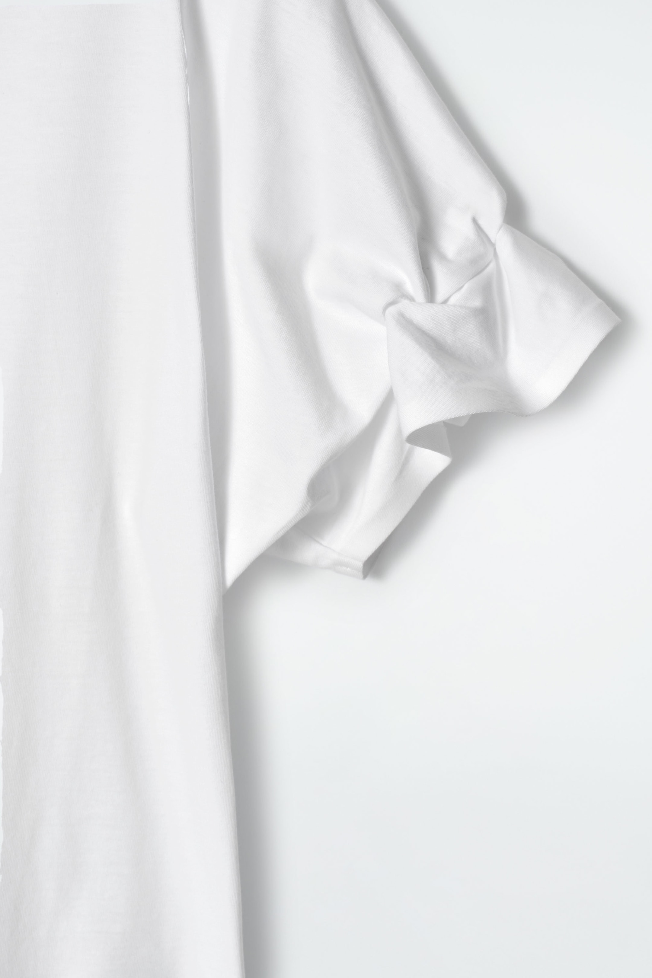 StillMedia/DescriptiveDetail