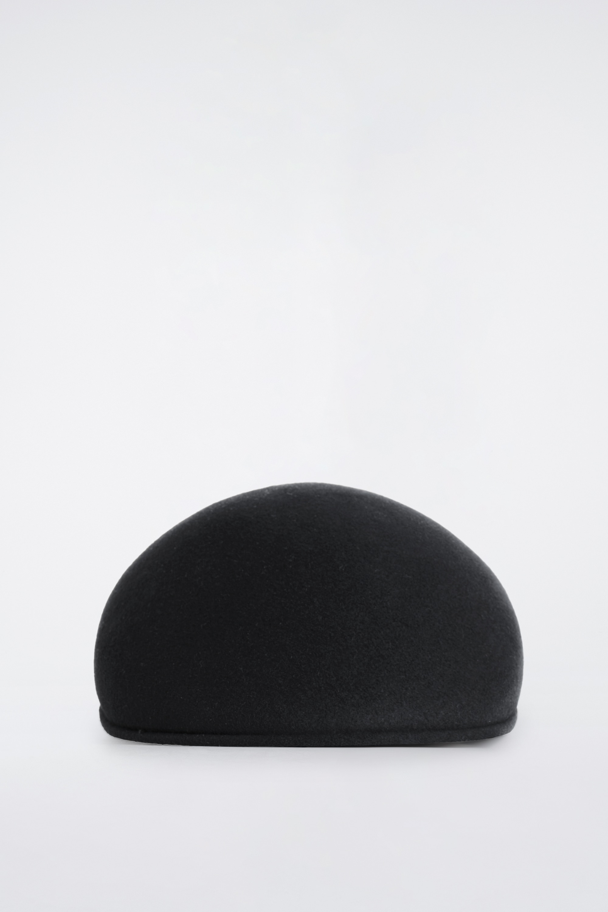 WOOL FLAT CAP - שחור