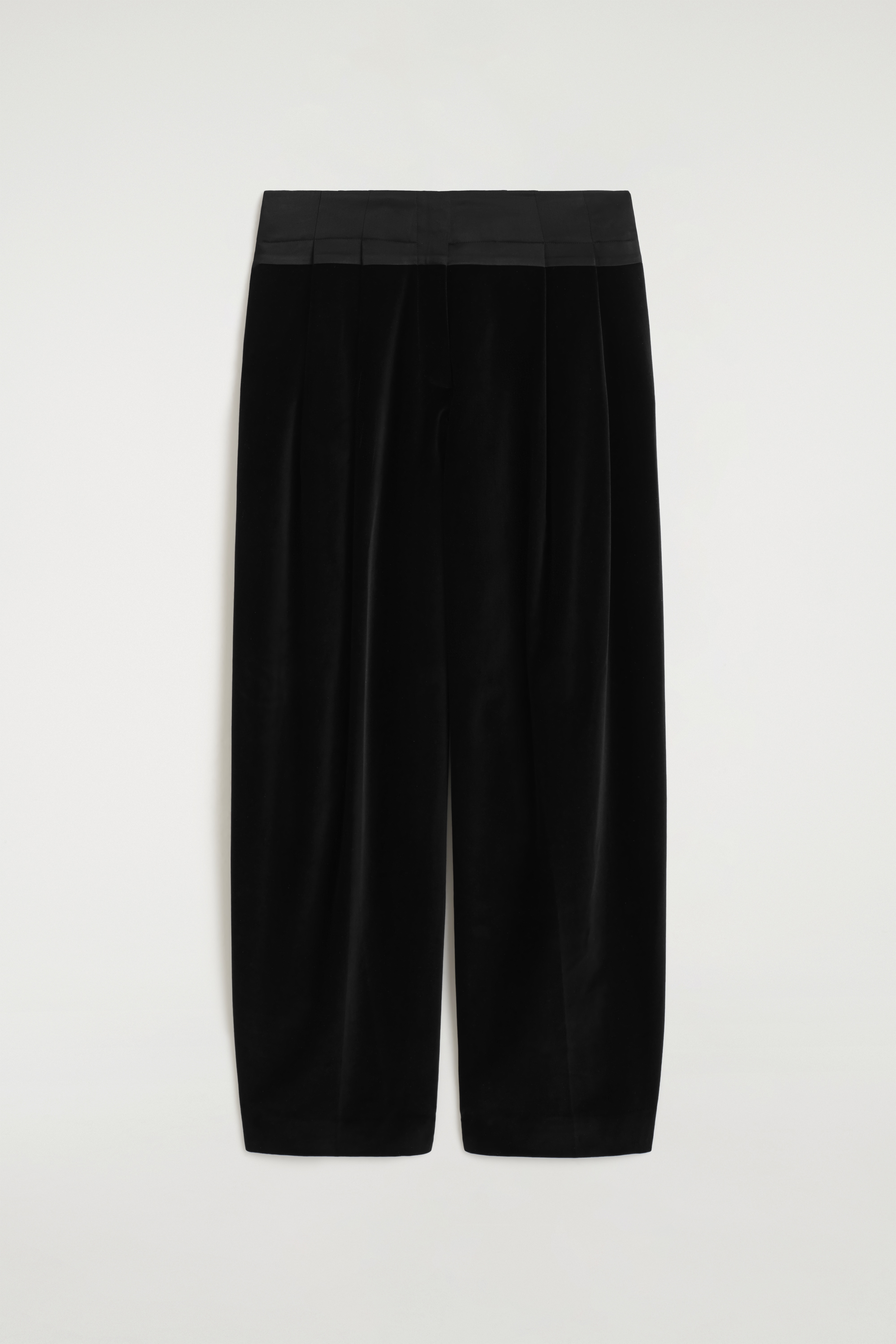 PANTALÓN BARREL LEG TERCIOPELO DETALLE SATINADO - NEGRO