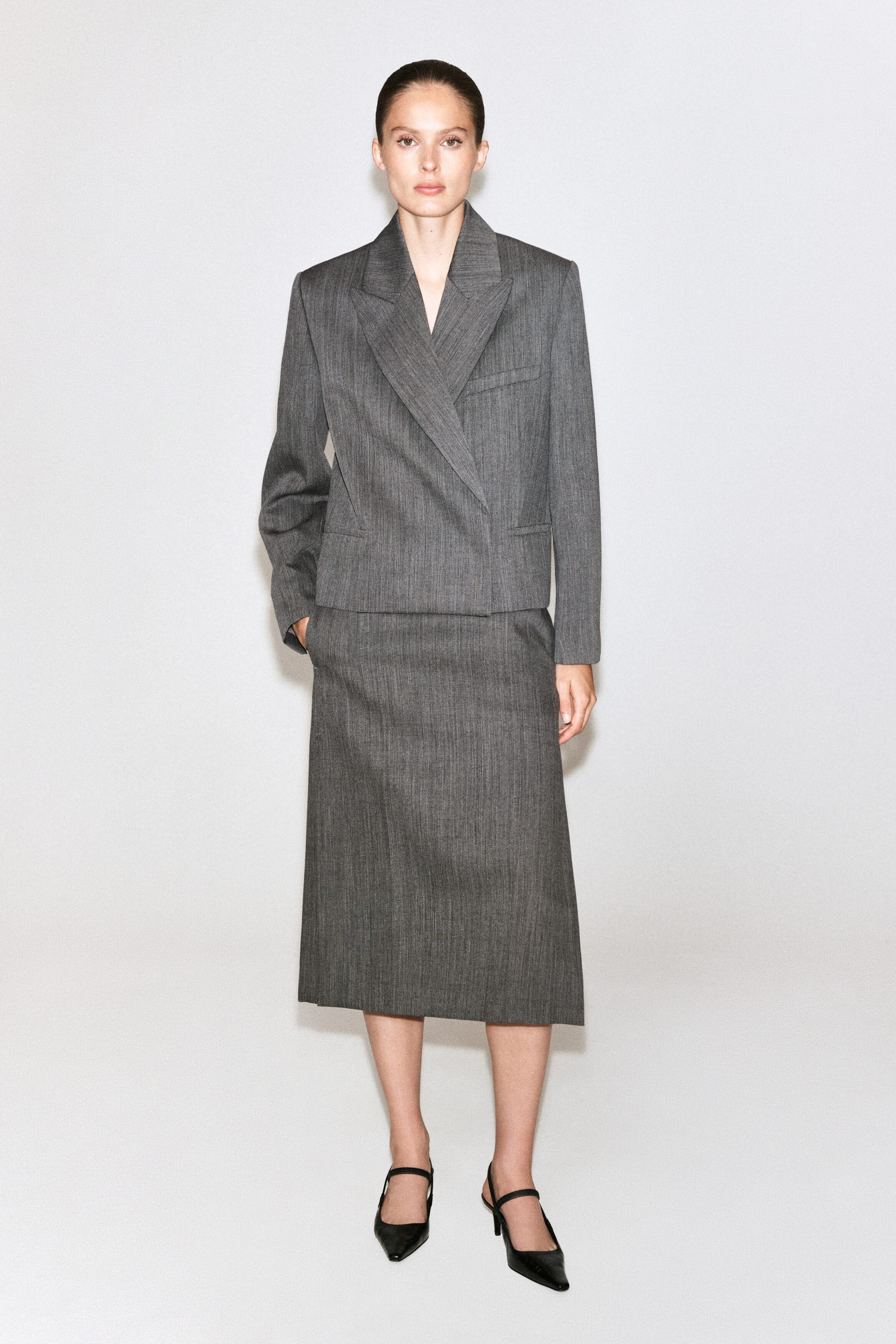 EXAGGERATED WOOL BLAZER - thumbnail 3