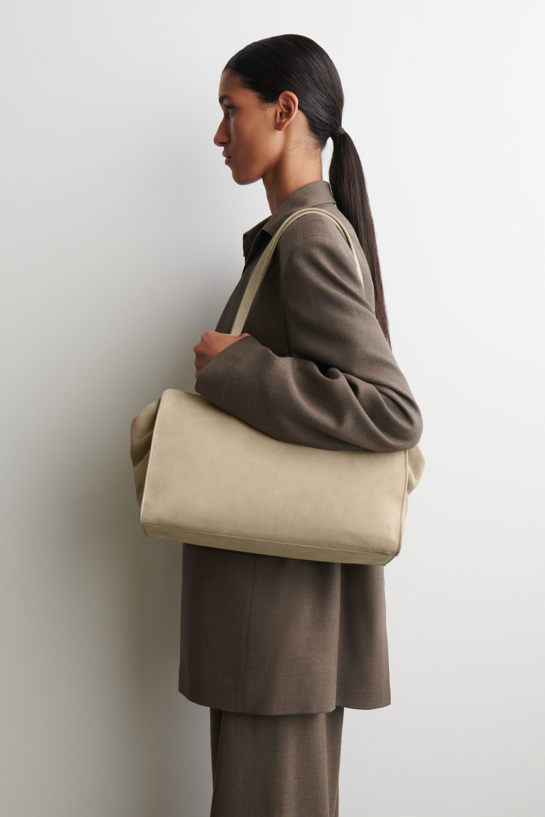 MARAIS BOWLING BAG - SUEDE